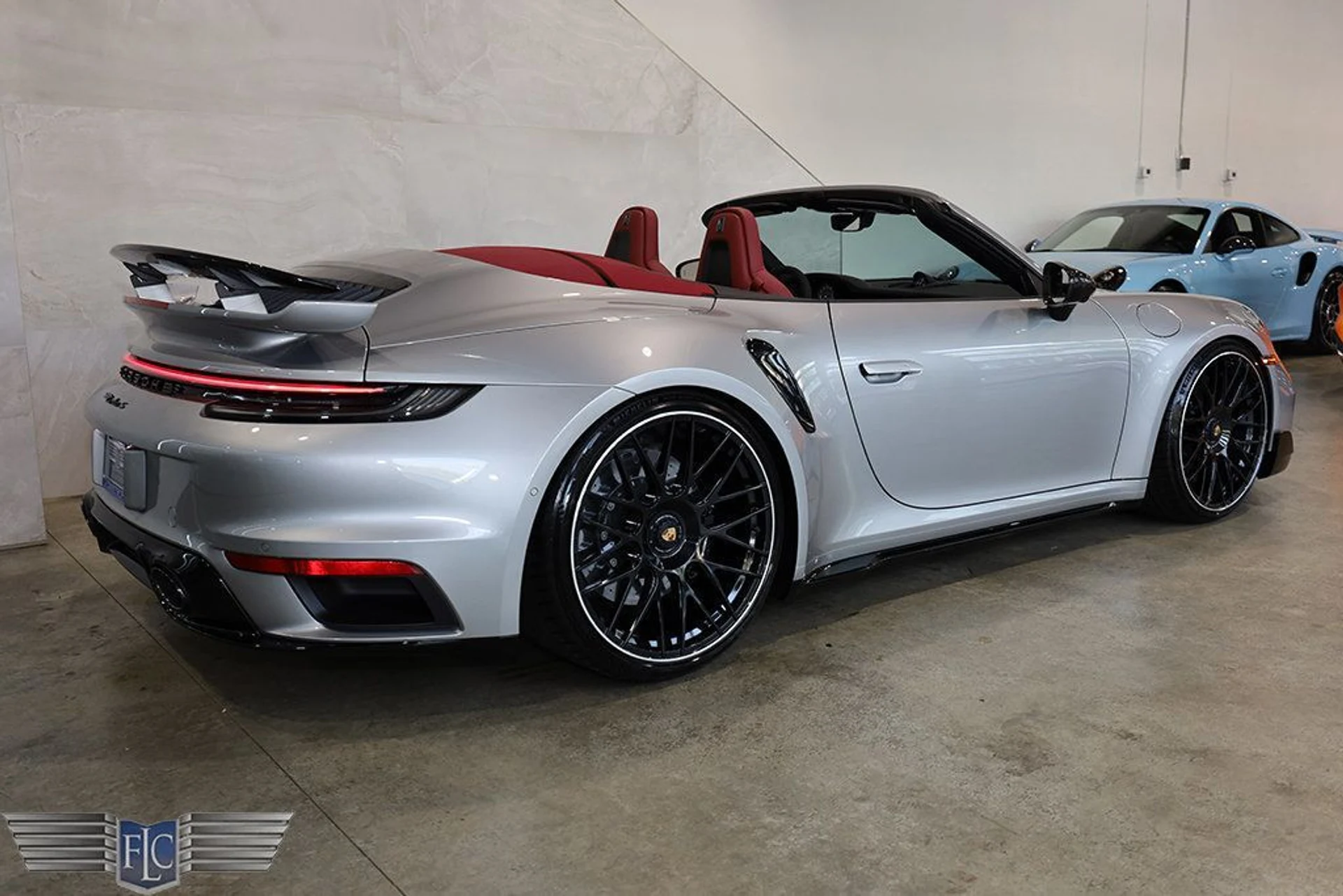 mph004_679463519_used_2024_porsche_911_turboscabriolet_9689_22937048_5_1024_99423b06aa