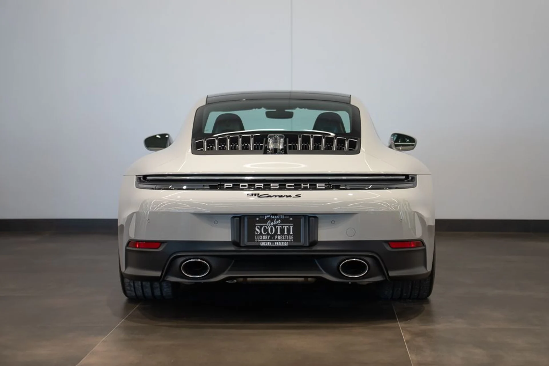 mph004_685158885_porsche_911_2026_jpg_v_1773863537_b9b0a1100f