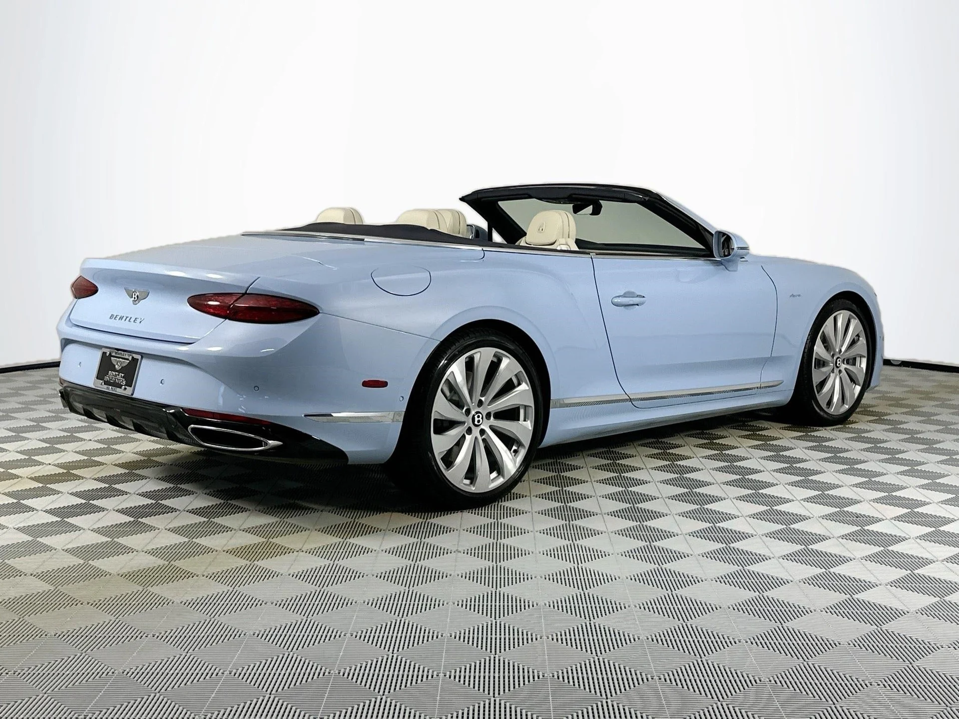 mph004_690937522_5_0e2bd0322e