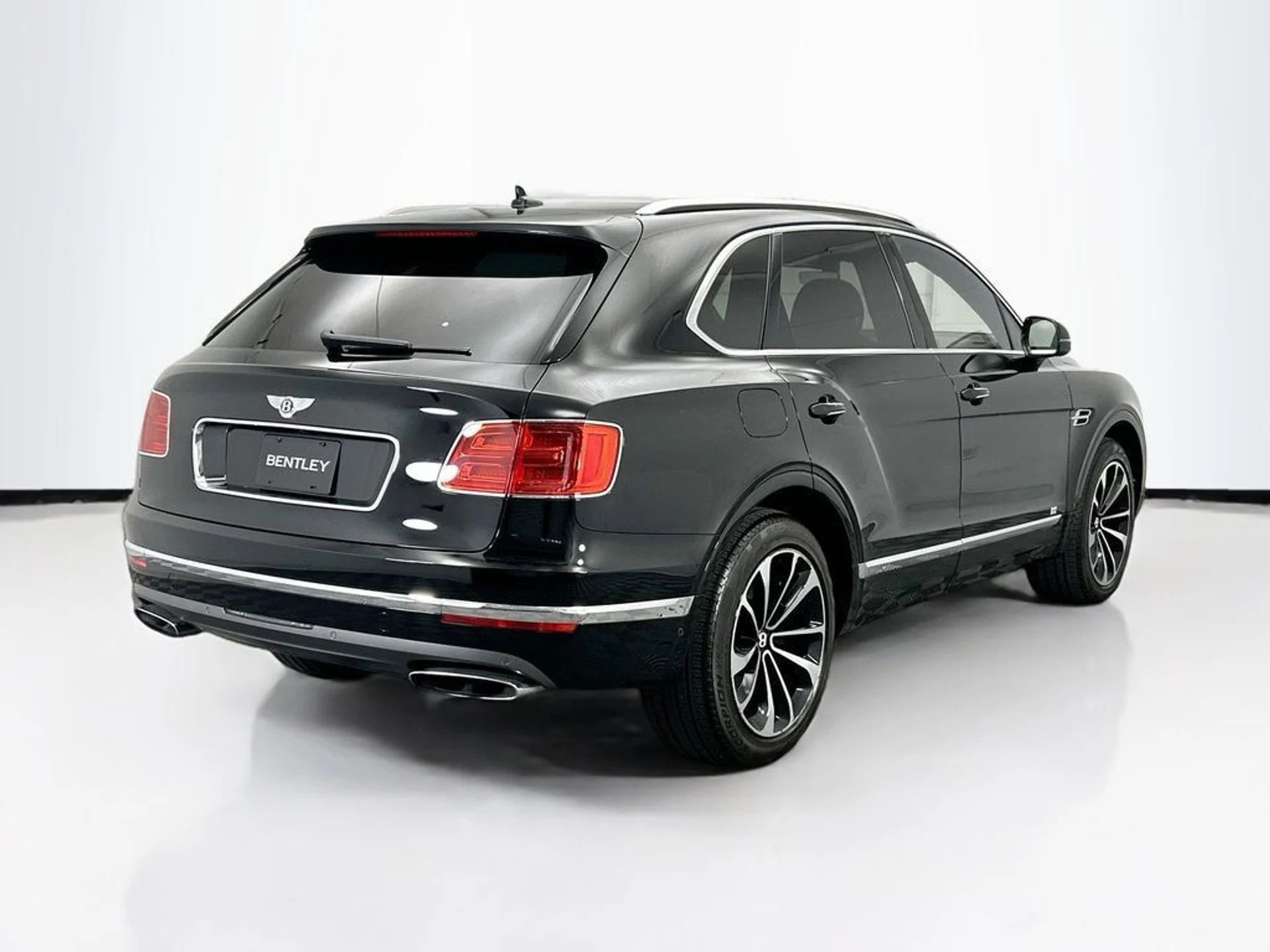 mph004_695041518_used_2017_bentley_bentayga_w12firsteditionawd_8119_22988932_5_1024_84ede2d97d