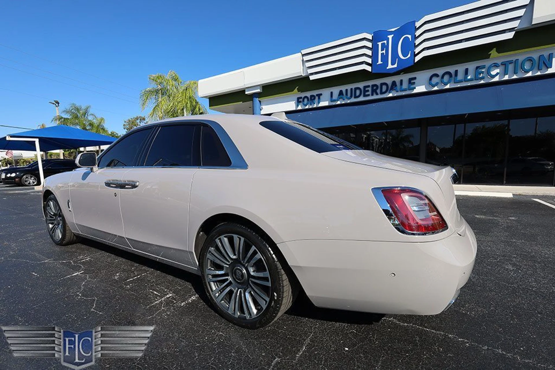 mph004_695172222_used_2021_rolls_royce_ghost_sedan_6305_22950385_5_1024_9c45dbfcdb