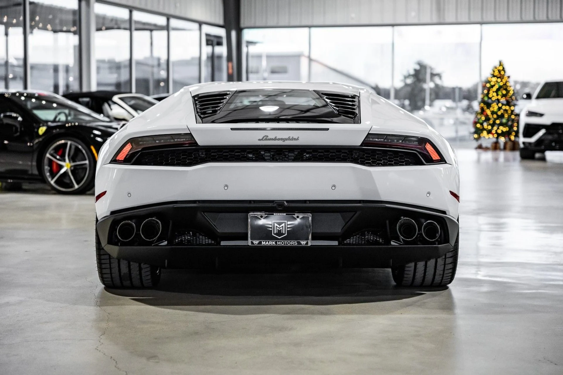 mph004_695387842_DQ_f0cee6873a