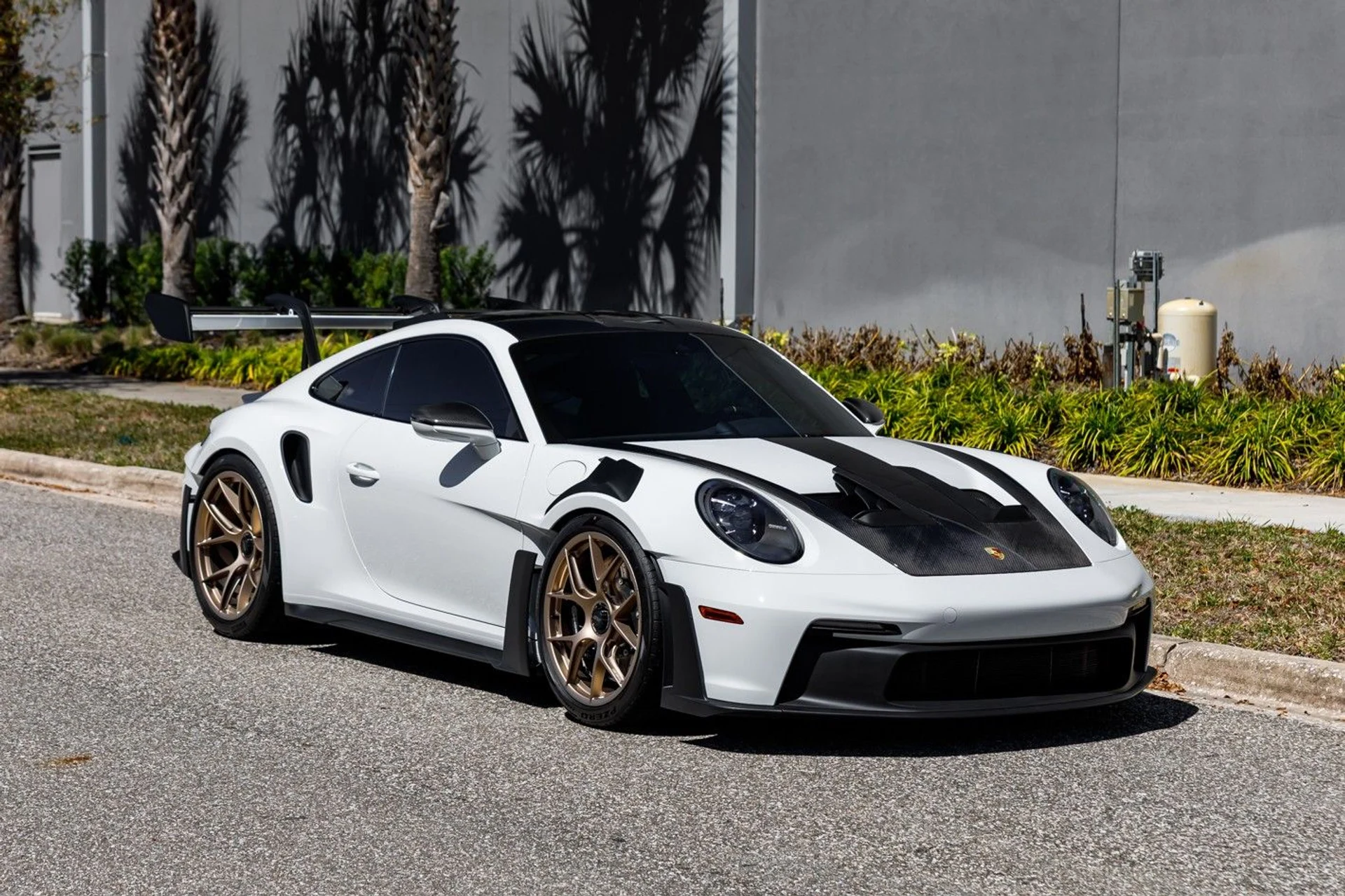 mph004_699511993_645_p5_l_d2eb815cf3