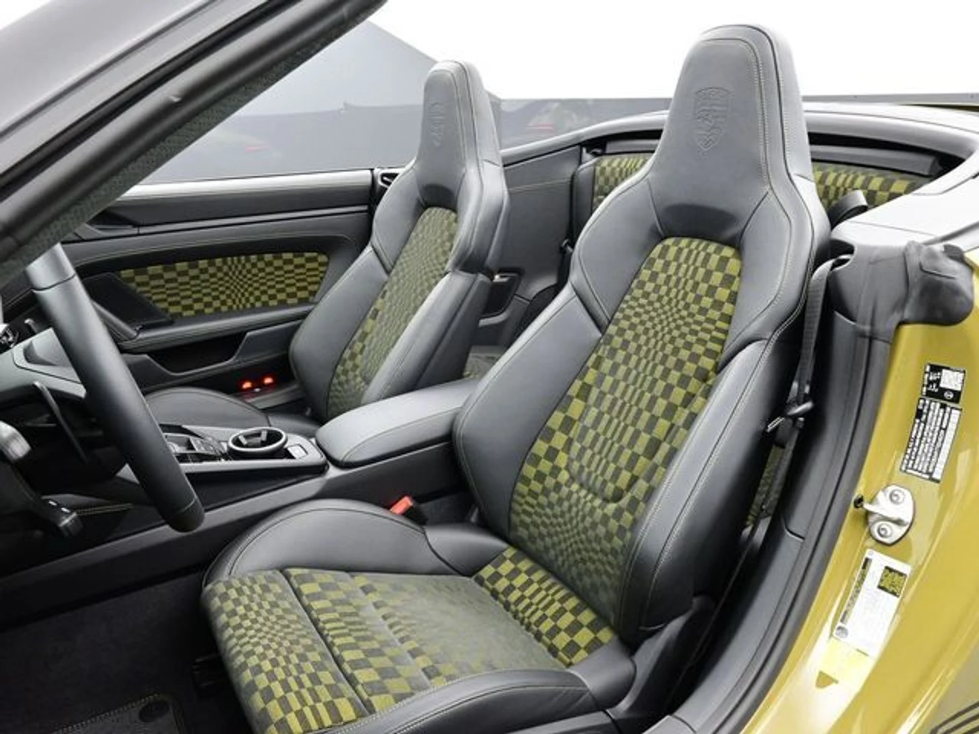 mph004_70685090_f9f15c269a5231ebd4d16db2105a60d8x_bc7987bfa8