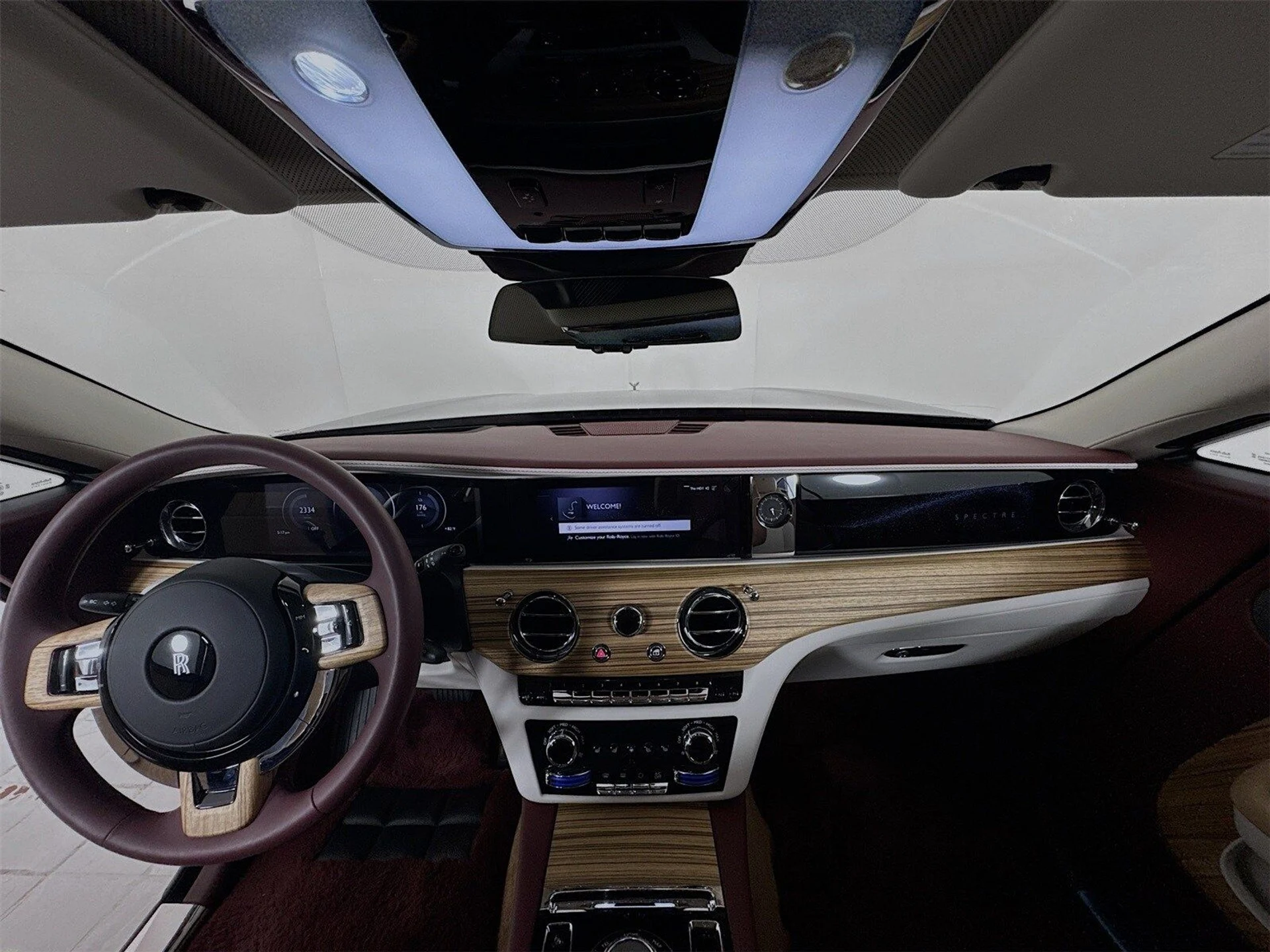 mph004_707905923_0999b3c70e93d97167f54366b492cf8ax_328b686188