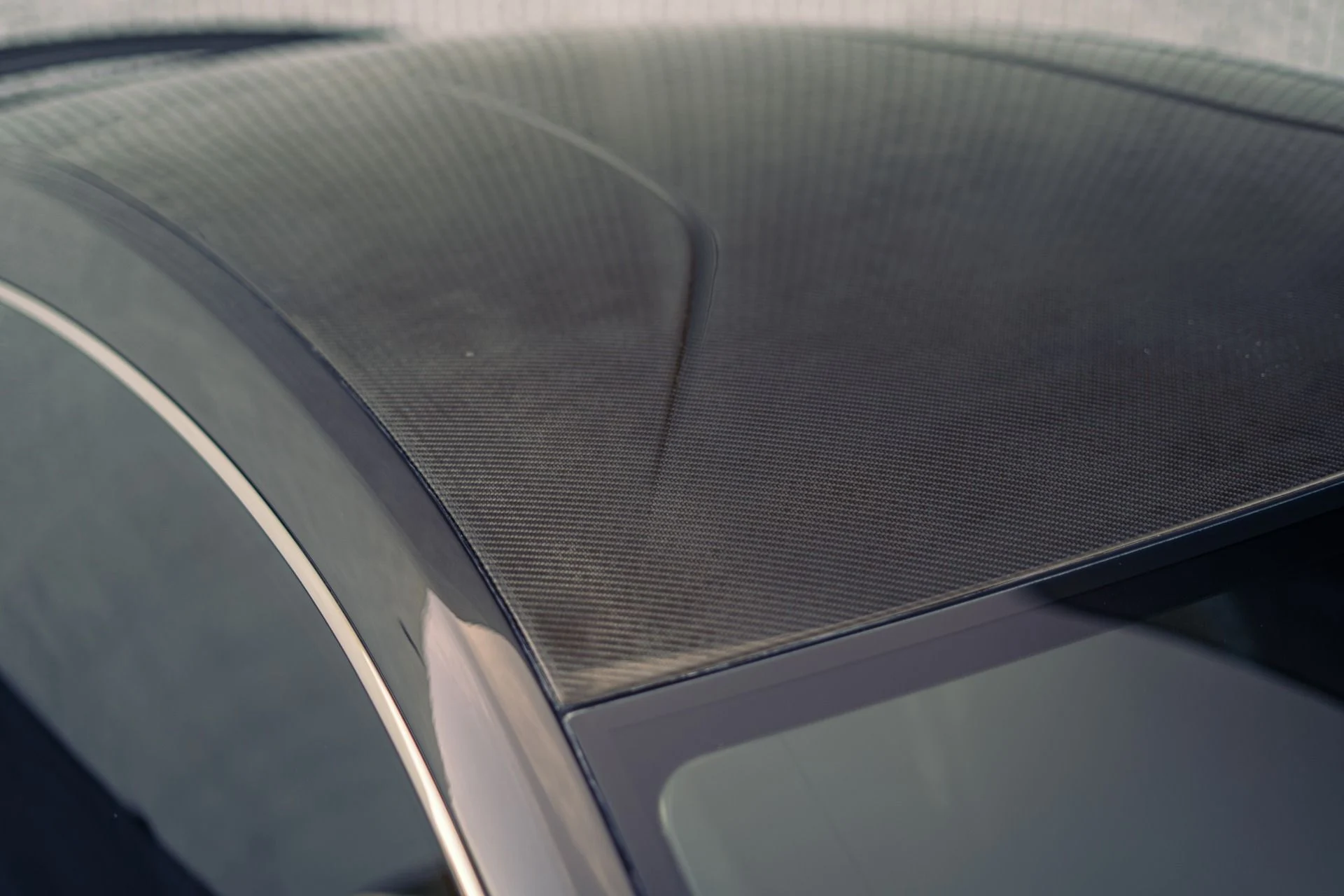 mph004_717553506_Used_2014_Aston_Martin_Vanquish_Carbon_Exterior_Package_1783984882_24e94b4c93
