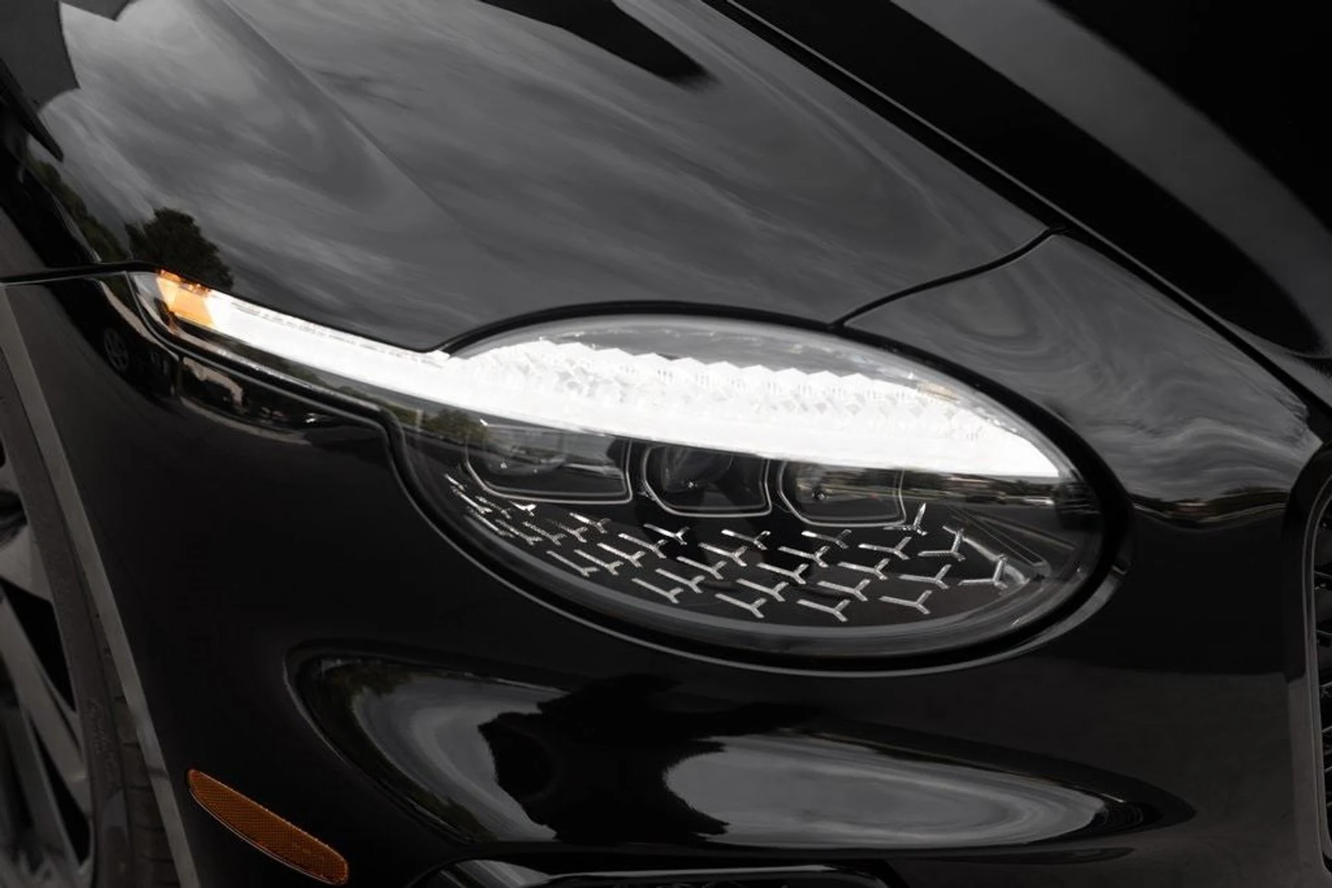 mph004_717599256_7b52abc4fee7eb3072f020539dbb7577x_946ef8a6a1