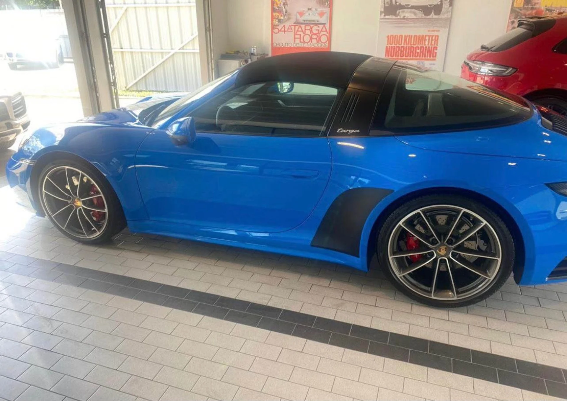 mph004_721142086_Used_2022_Porsche_911_Targa_4_S_1753299840_3dfa438fbc