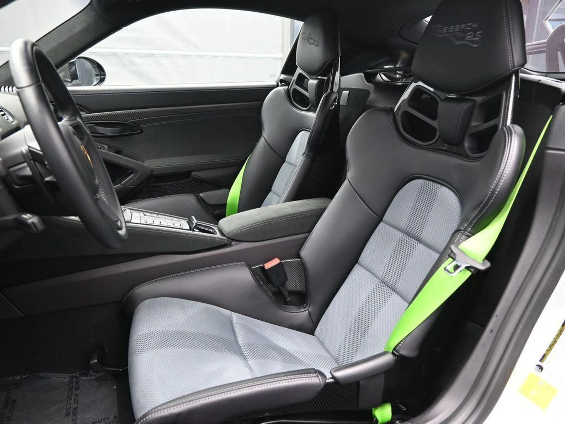 mph004_727832994_RDK_Gs_WP_Ho_JLE_Oe_E8_Uqhp1g_M_Yfu0_8a339f8816