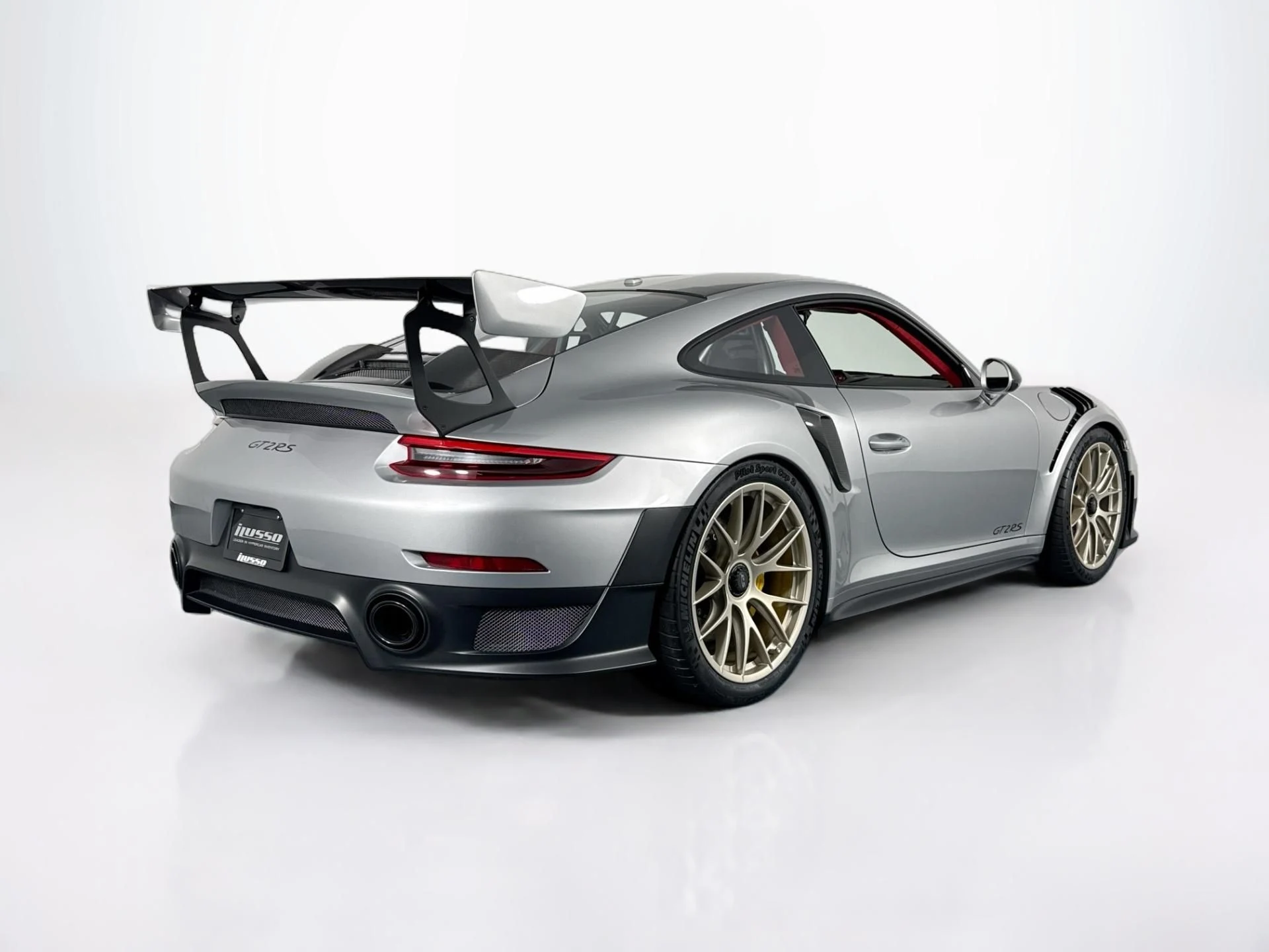 mph004_730756565_Used_2018_Porsche_911_GT_2_RS_1784762963_398616be0d