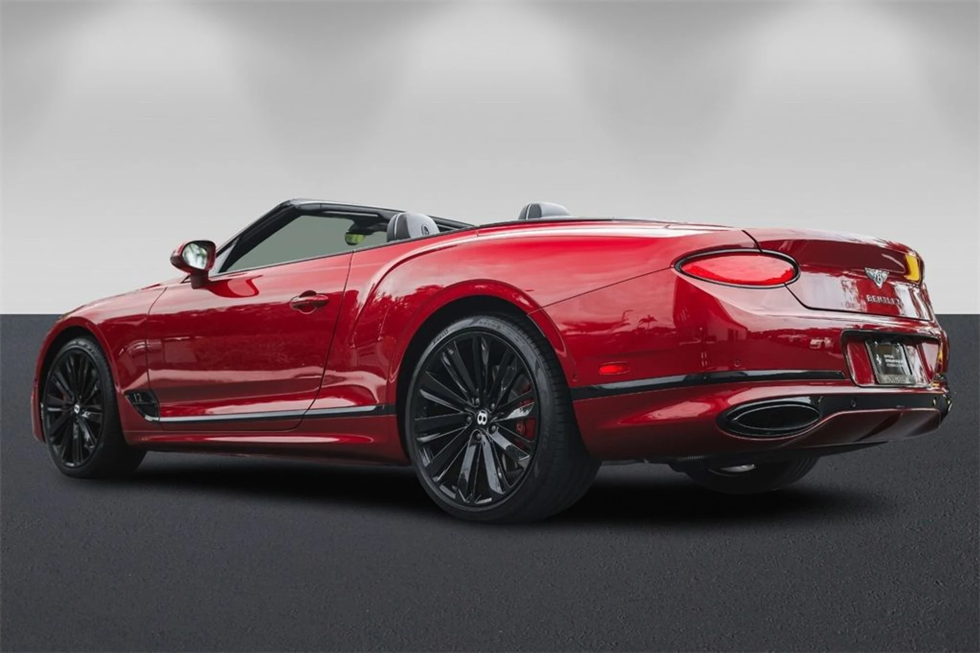 mph004_740536355_3a62c49ecd8f48d5669f9ad4341df435_8ddfc7afcd