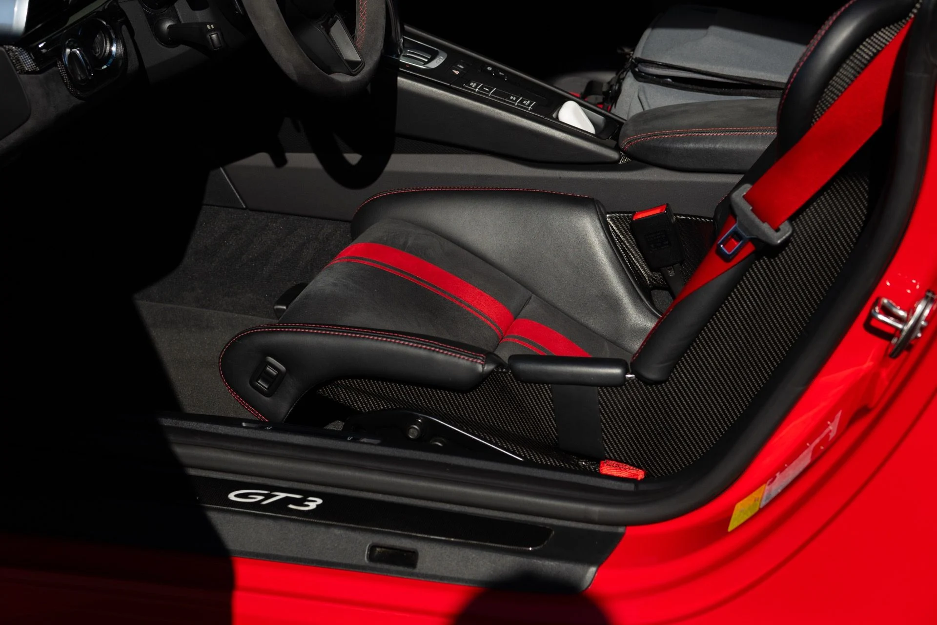 mph004_759063131_Used_2018_Porsche_911_GT_3_1755032810_0b19e14b6c