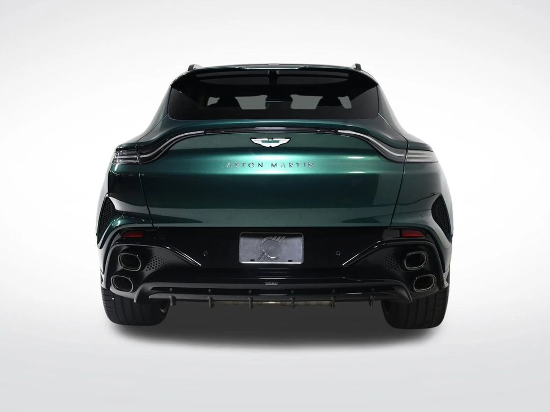 mph004_75932115_new_2026_aston_martin_dbx_sawd_11350_23004766_4_1024_73f4456516