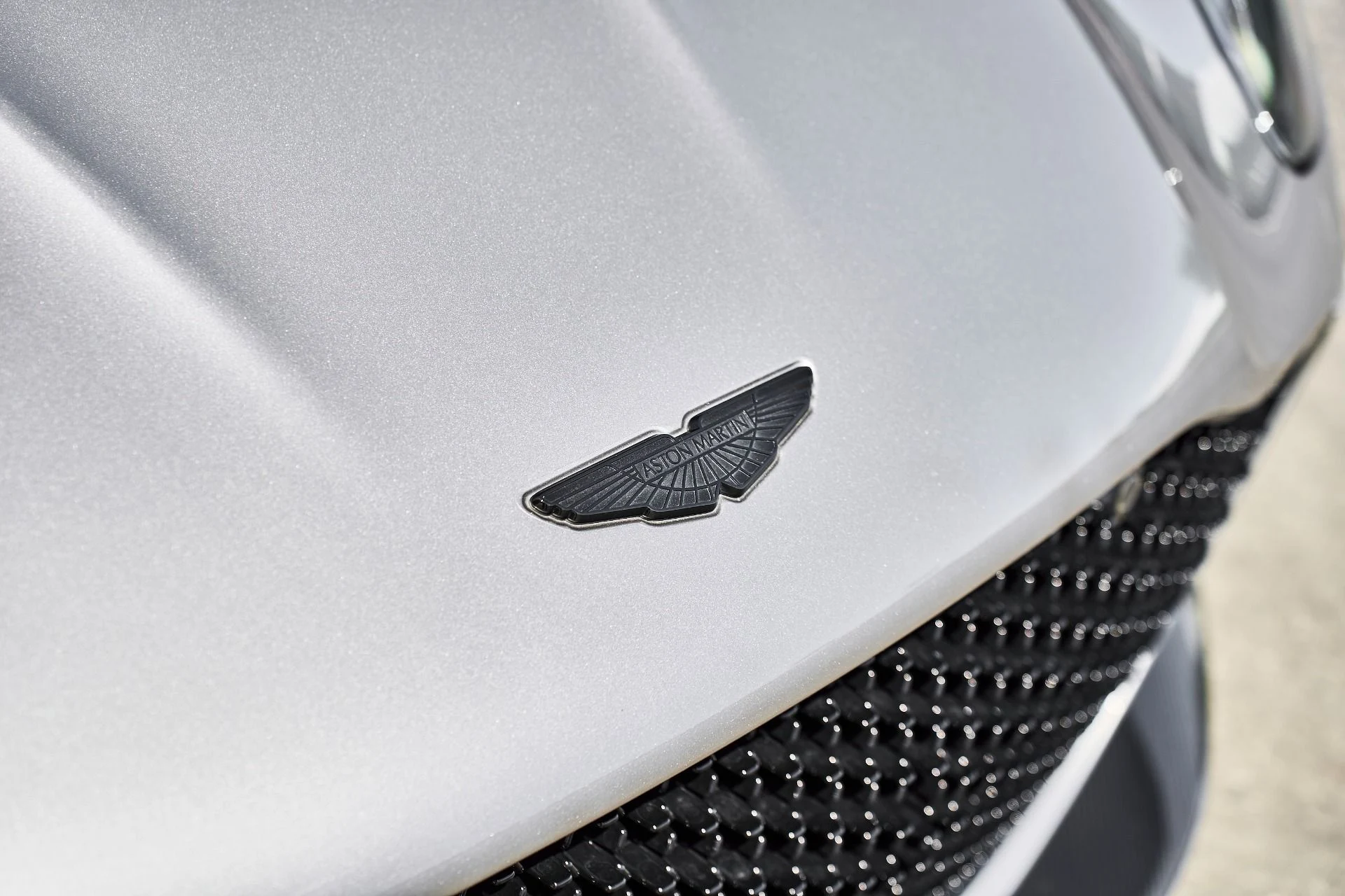 mph004_76408619_Used_2023_Aston_Martin_DBS_1790369816_61af6b86d5
