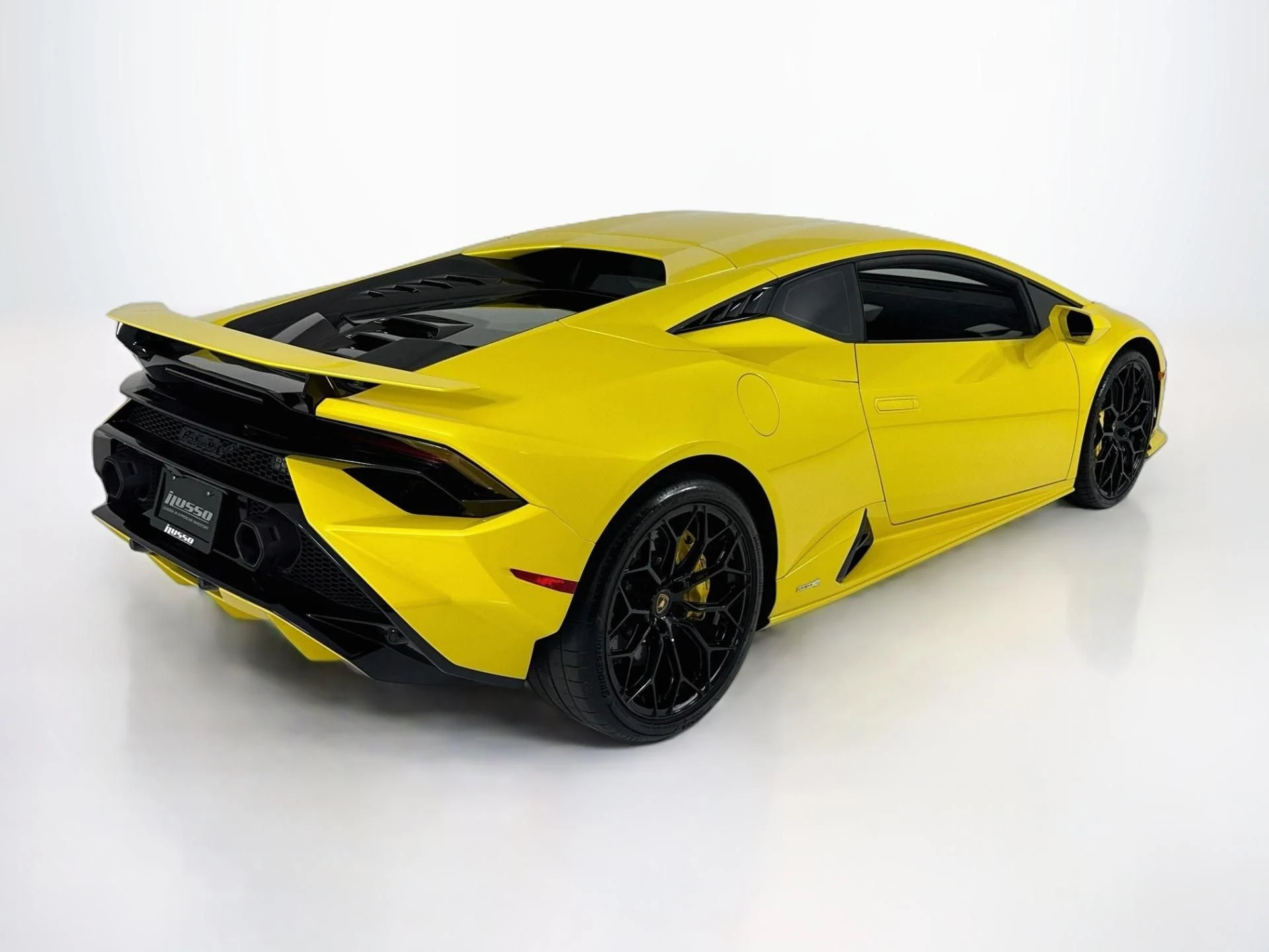 mph004_767685002_Used_2023_Lamborghini_Huracan_Tecnica_1793401501_d664b76653