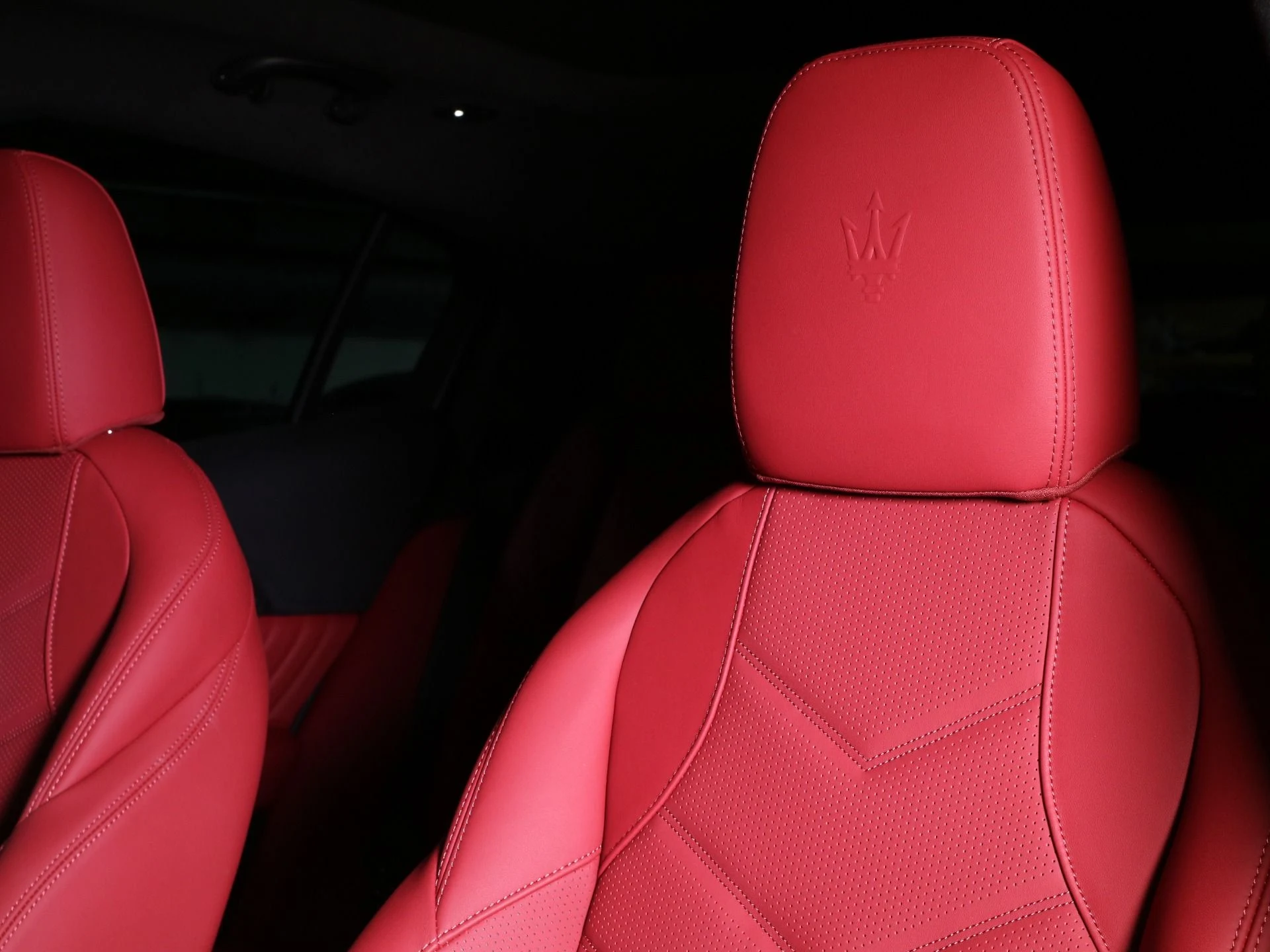 mph004_78453510_New_2025_Maserati_Grecale_Modena_1768457939_275abda044