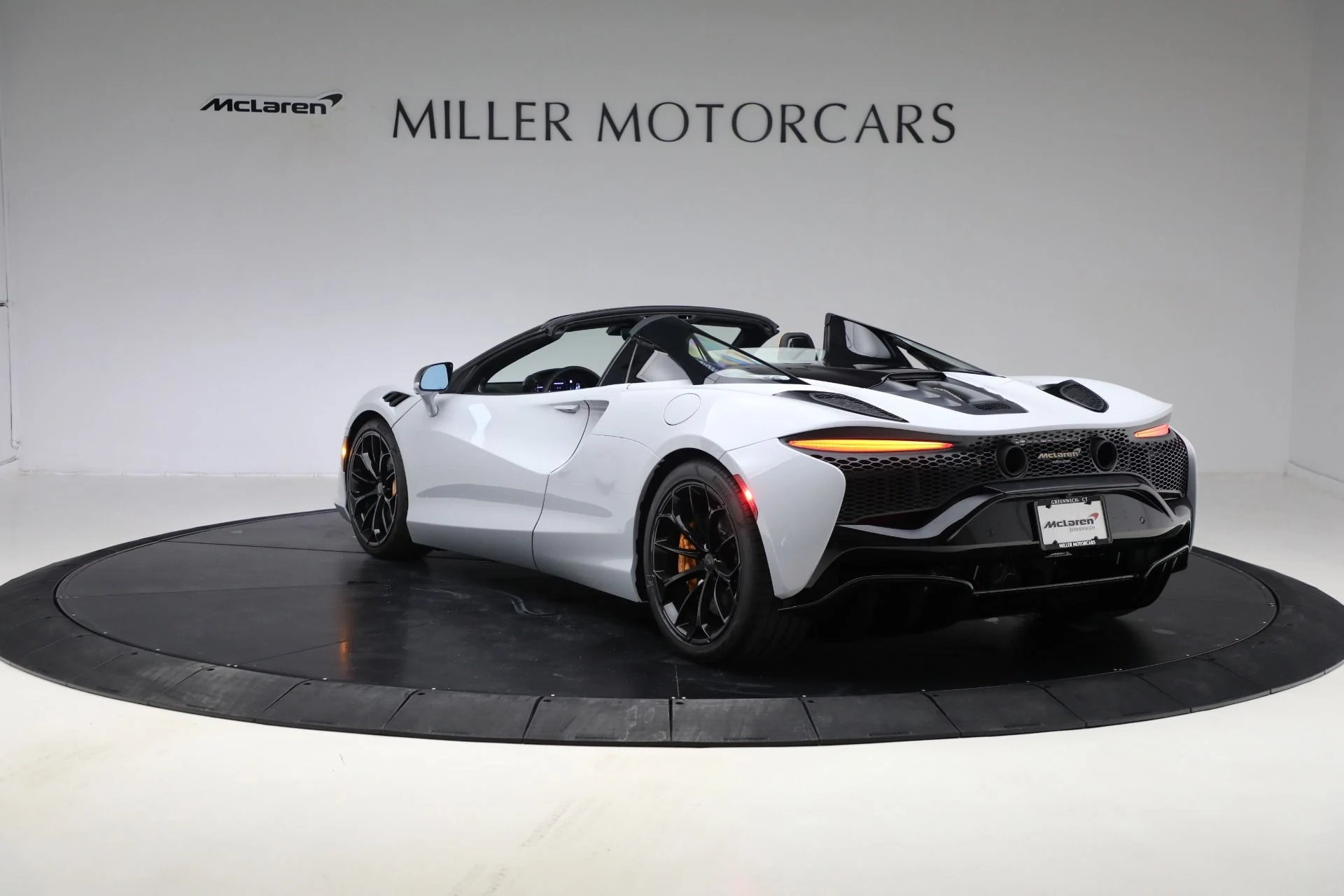 mph004_785476939_New_2025_Mc_Laren_Artura_Spider_Tech_Lux_a82332c580