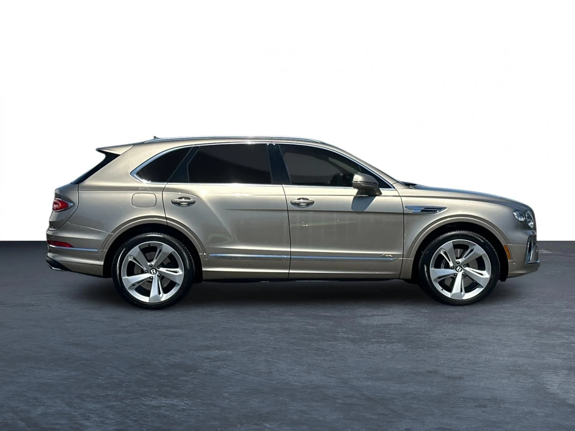 mph004_787732042_Used_2023_Bentley_Bentayga_Azure_1782290856_7b93c6d8ab