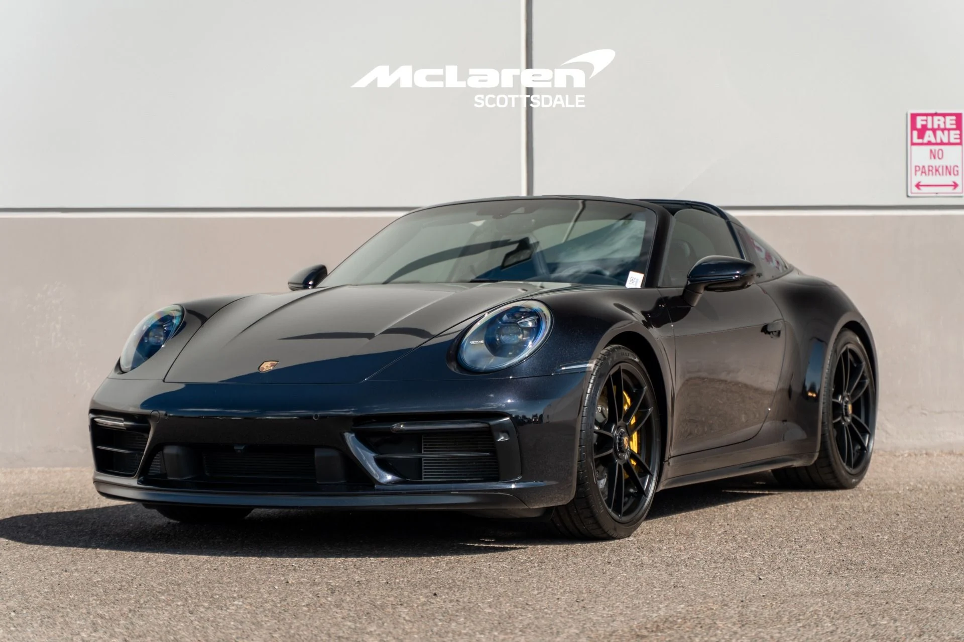 mph004_789336795_Used_2024_PORSCHE_911_1775537519_083d822711