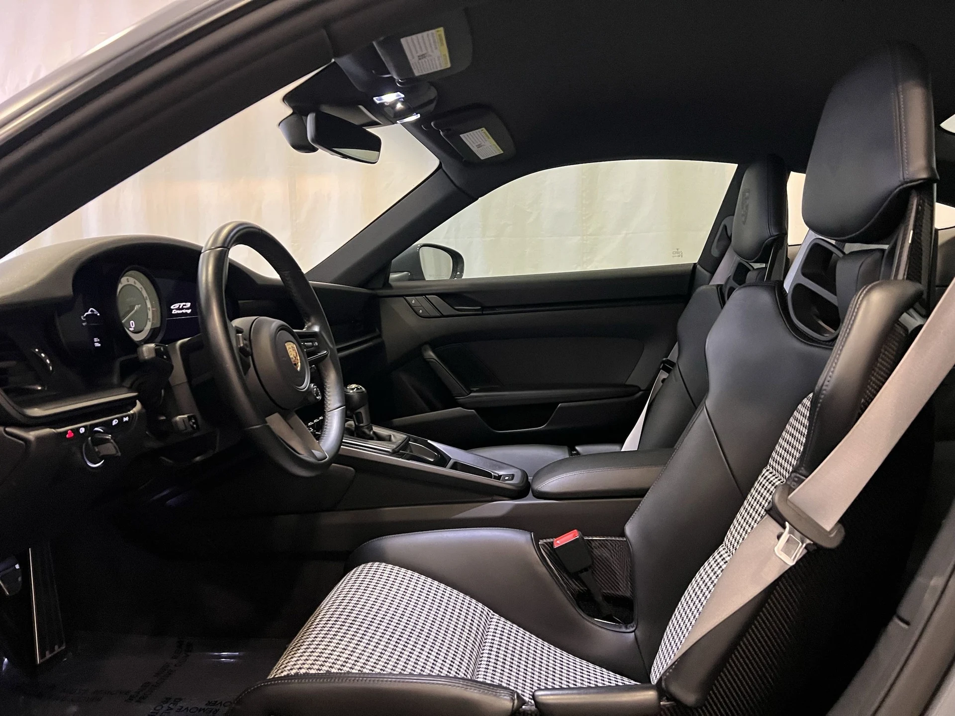 mph004_790559837_e3923239687134a53d09e08fad14ac3bx_62a8e811b6