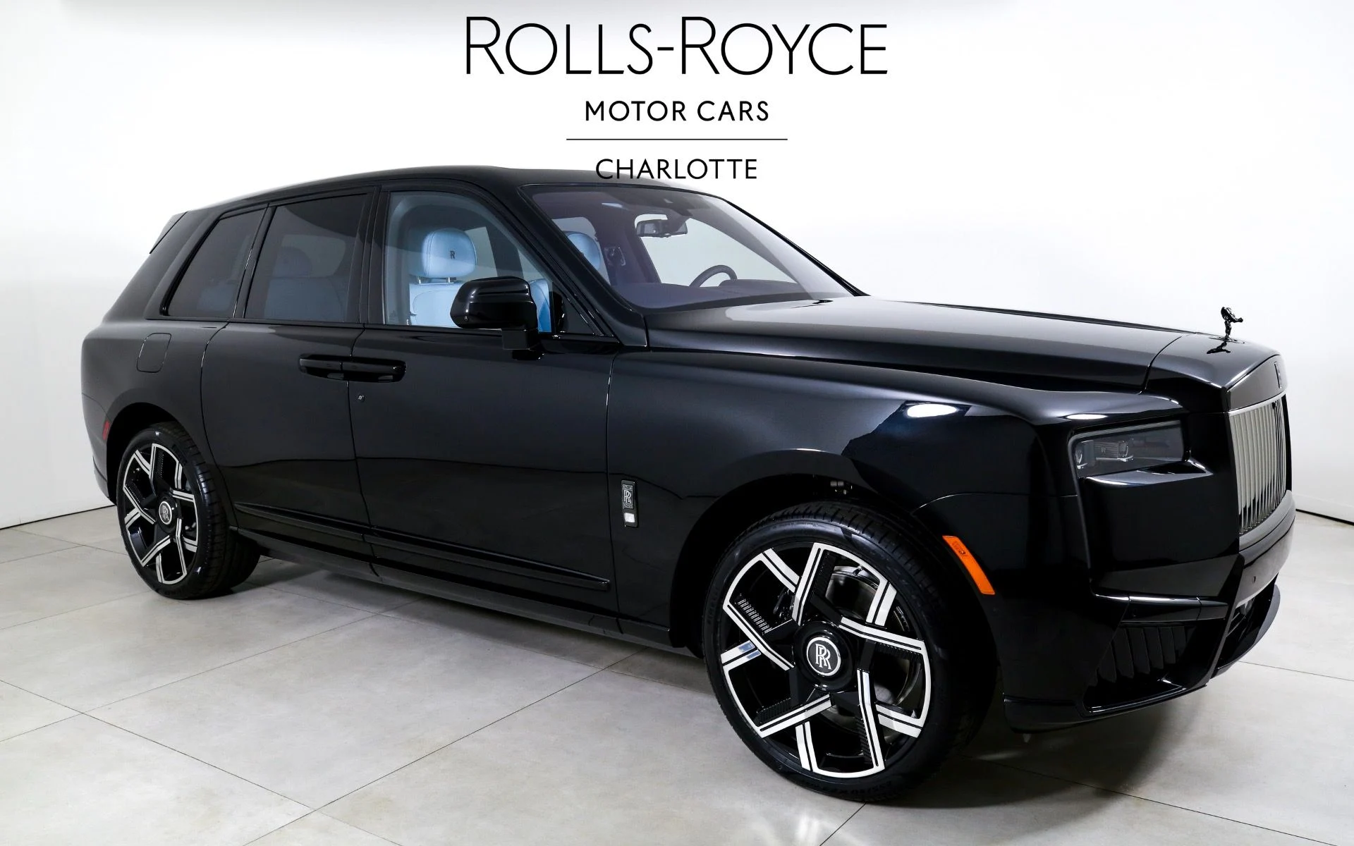 mph004_790615756_Used_2025_Rolls_Royce_Black_Badge_Cullinan_1753299736_229421c0ab