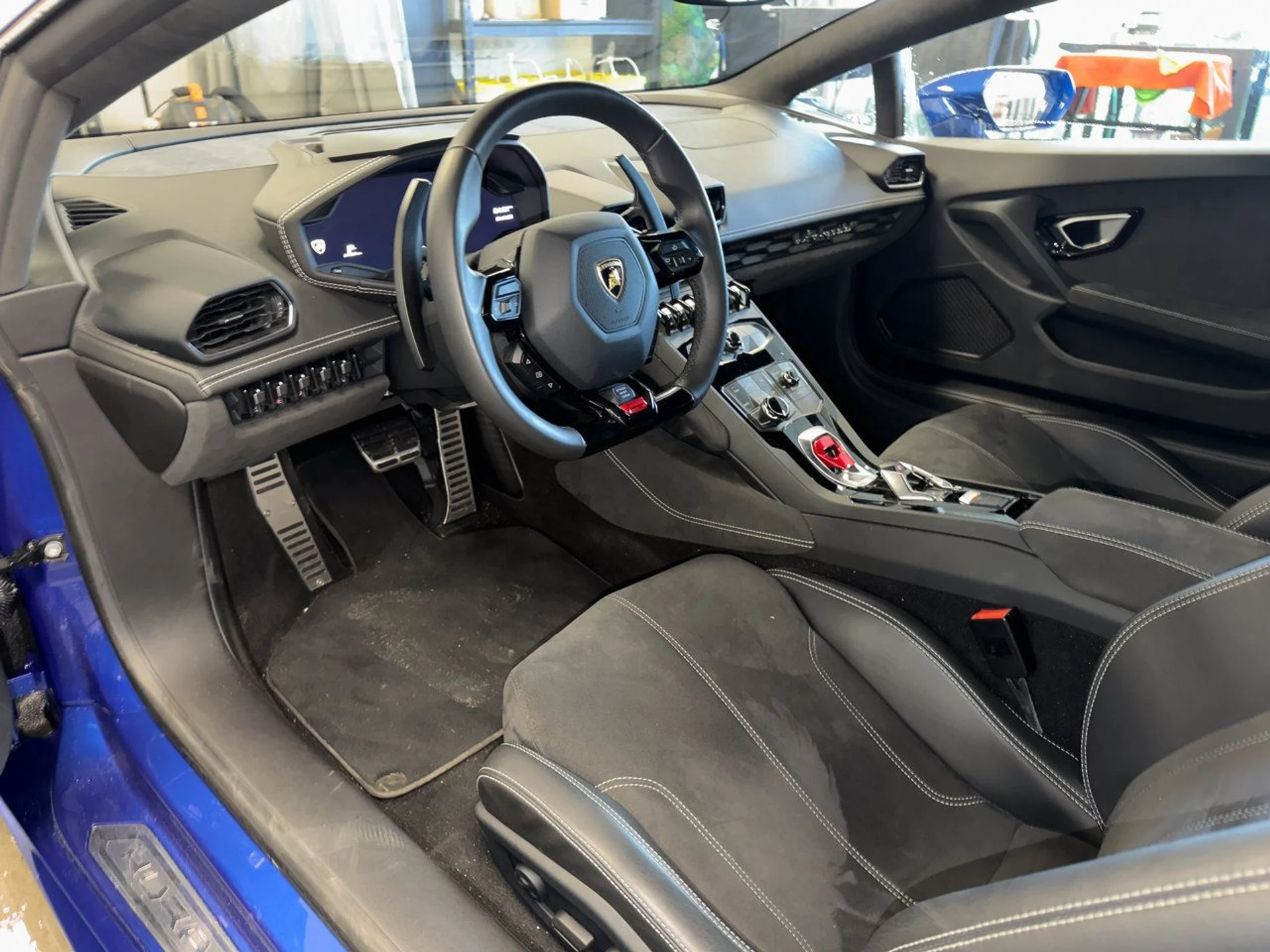 mph004_793245715_lamborghini_huracan_2017_99cd20a491