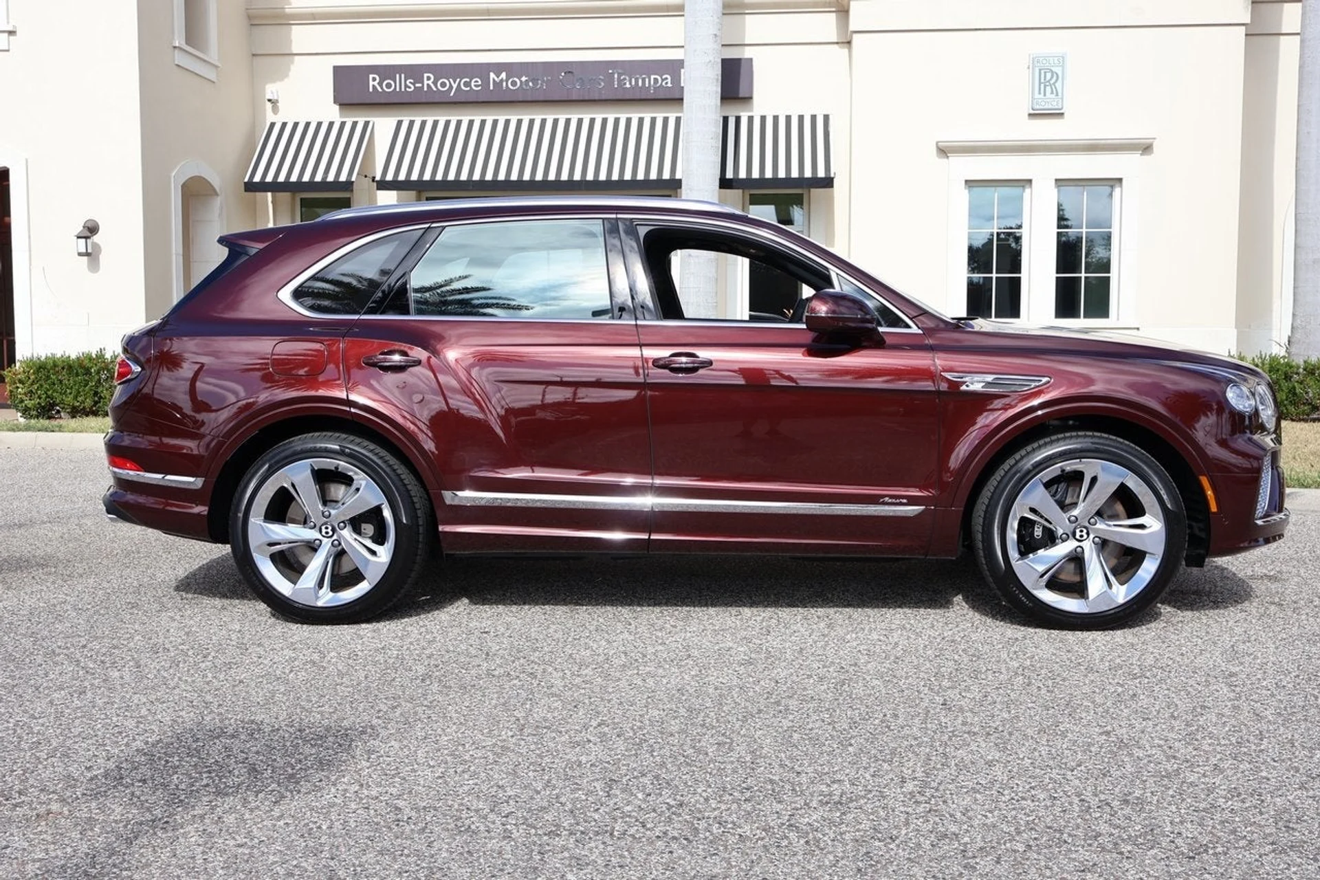 mph004_796022368_5_4eb68157ed