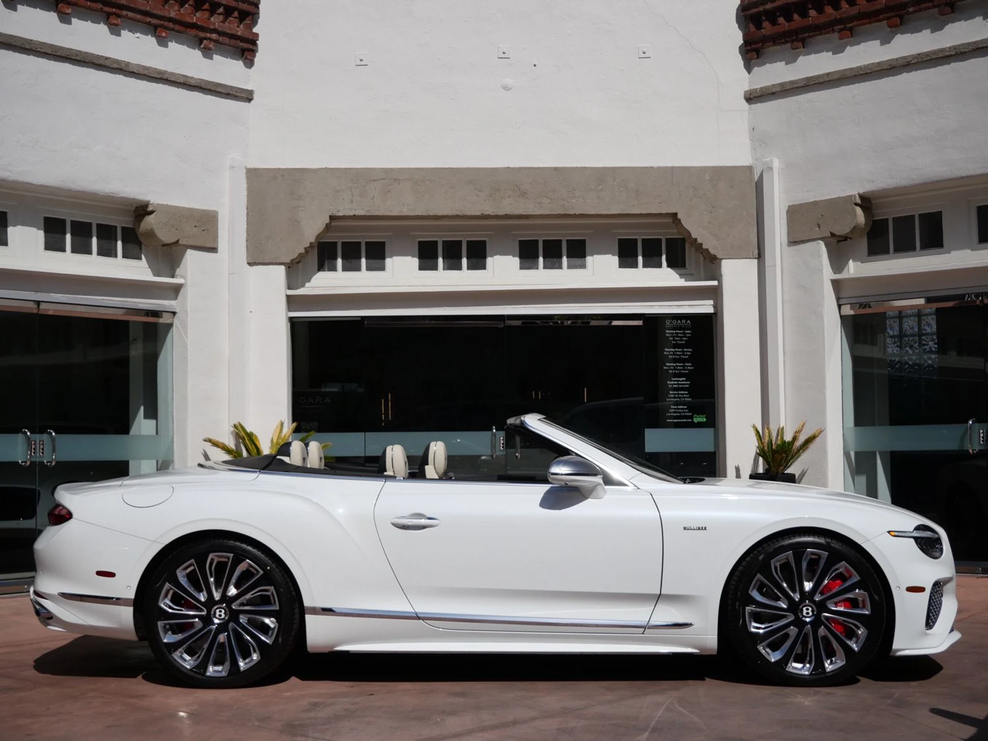 mph004_807432963_ed58e6ad304d54435460957561837a8dx_f16db4c45d