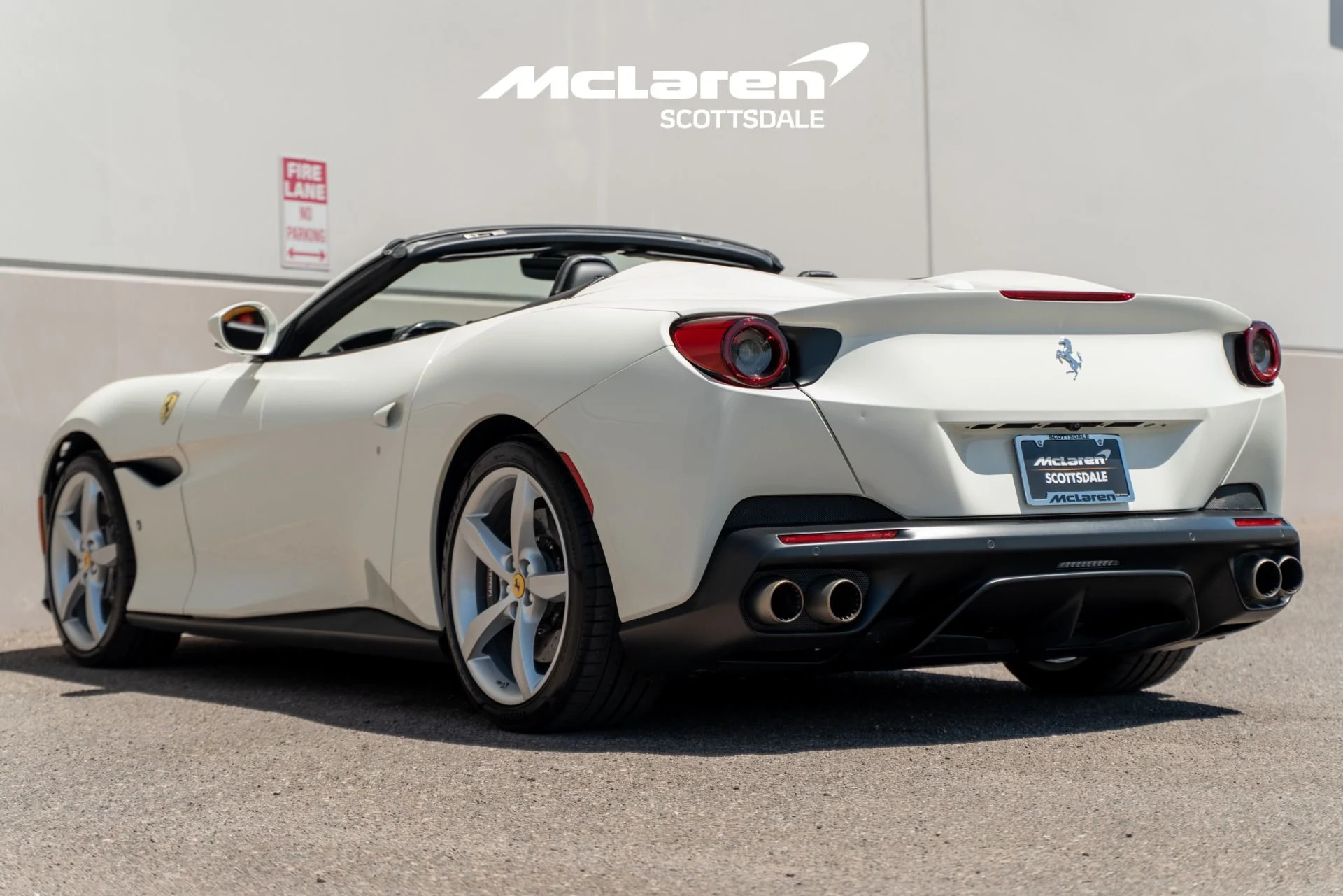 mph004_813500437_Used_2019_FERRARI_PORTOFINO_1756697939_24a6f7f190