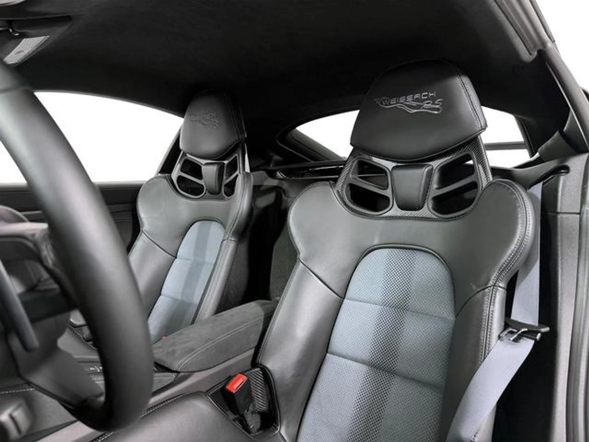 mph004_820983822_a_Je6_O5_MB_Nxz_Yn_S59_Z2t_Hzh_VU_Sc_80e2971e43