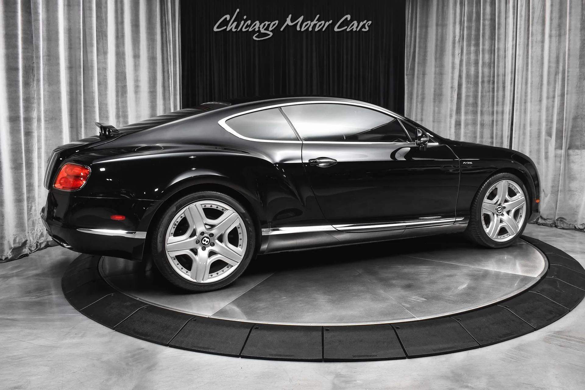 mph004_822402102_13079_p5_l_e0b7cdba7d