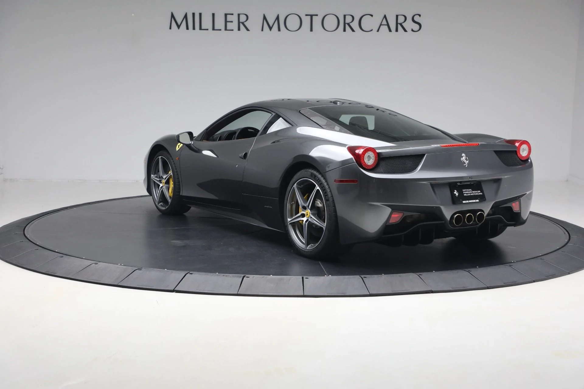 mph004_825630876_Used_2012_Ferrari_458_Italia_1781555237_7a88ec8617