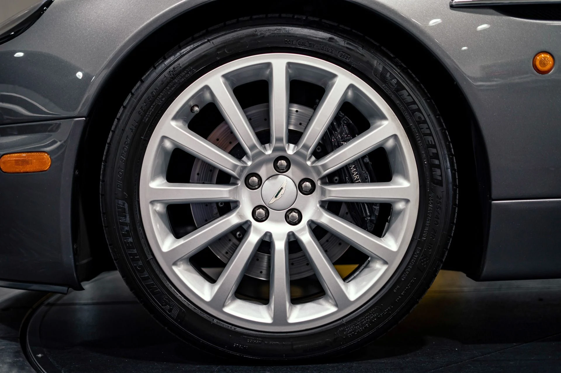 mph004_828986356_Used_2003_Aston_Martin_V12_Vanquish_1778694278_2707da5a8c