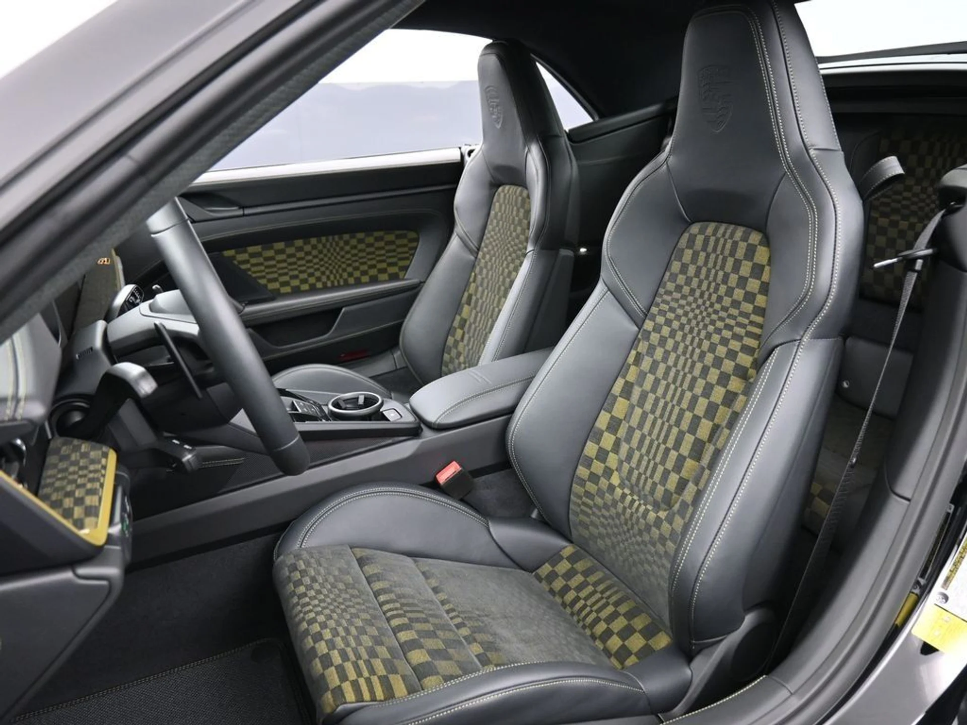 mph004_835840104_24c5d3b93732ea68456eae5345025dfe_76a9e682fa