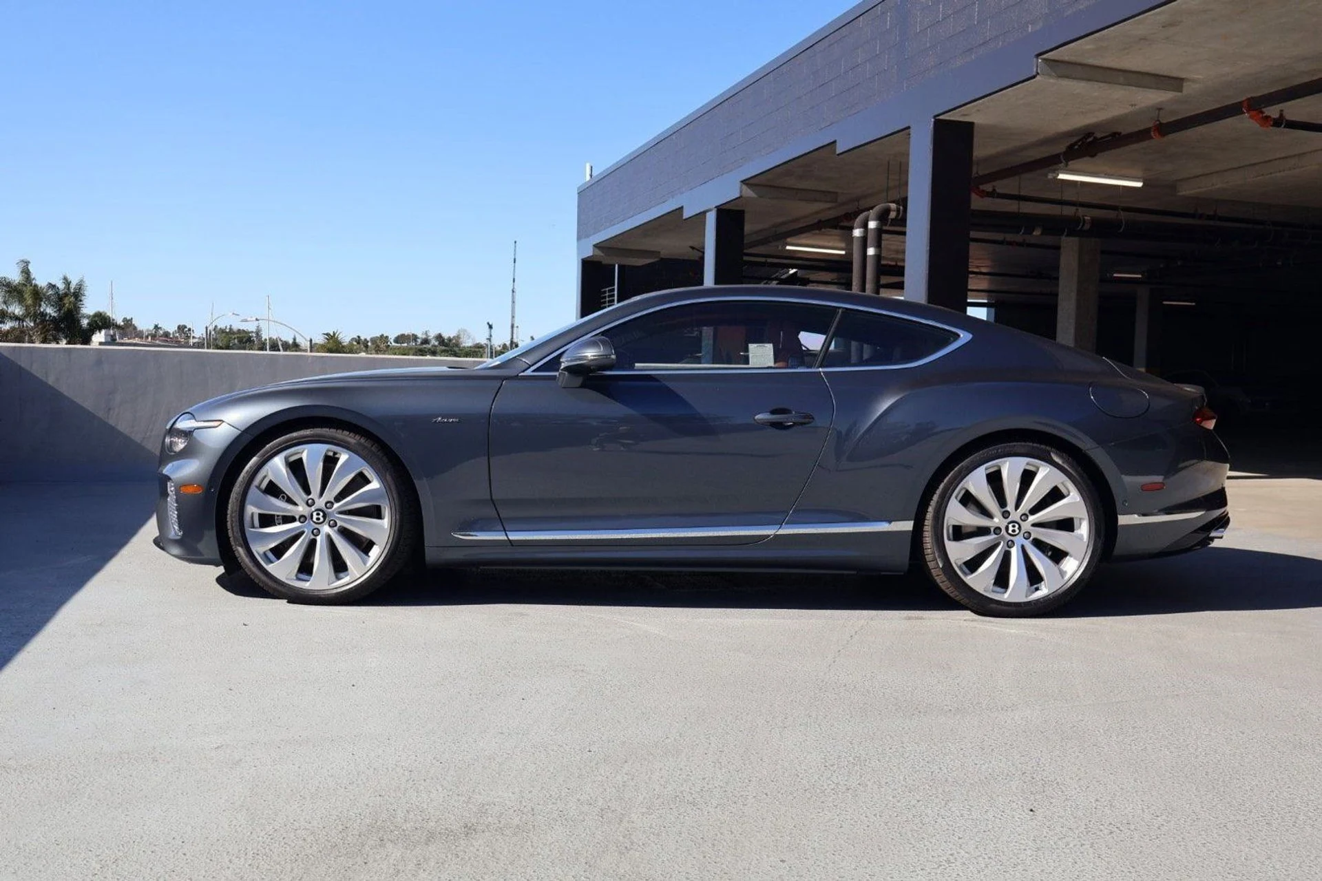 mph004_836029111_97861a4c6de84c3e1a855bda9599f2b8x_5d8b03d724