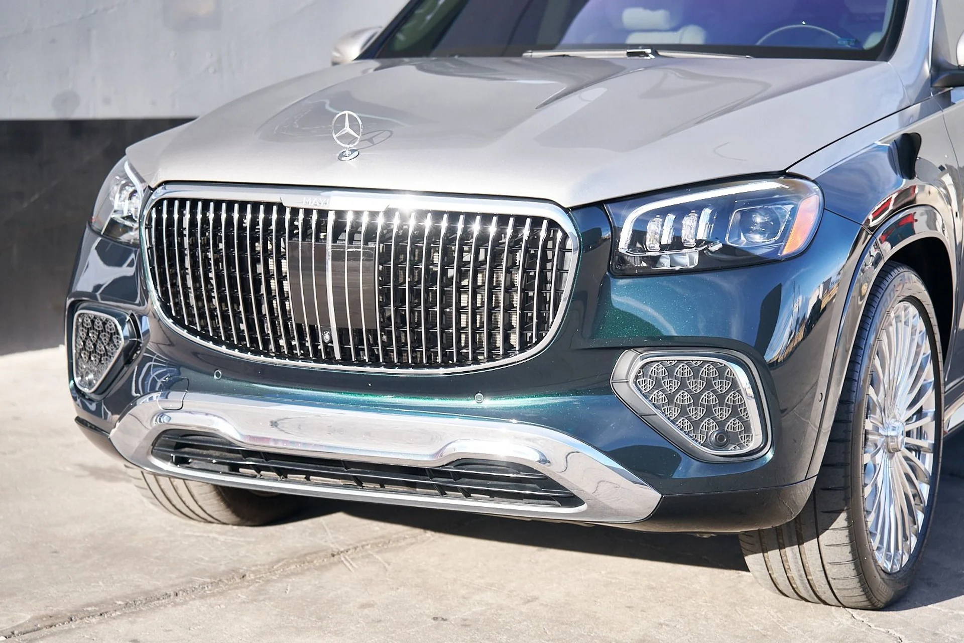 mph004_836404455_Used_2024_Mercedes_Benz_GLS_Maybach_GLS_600_1743795420_c2cf589bb7