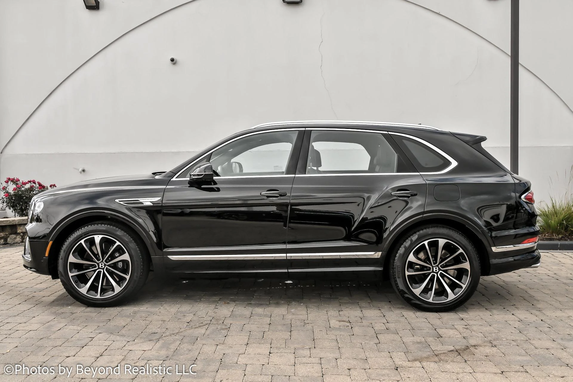 mph004_838448234_Used_2024_Bentley_Bentayga_Hybrid_1759997511_f57603fca3