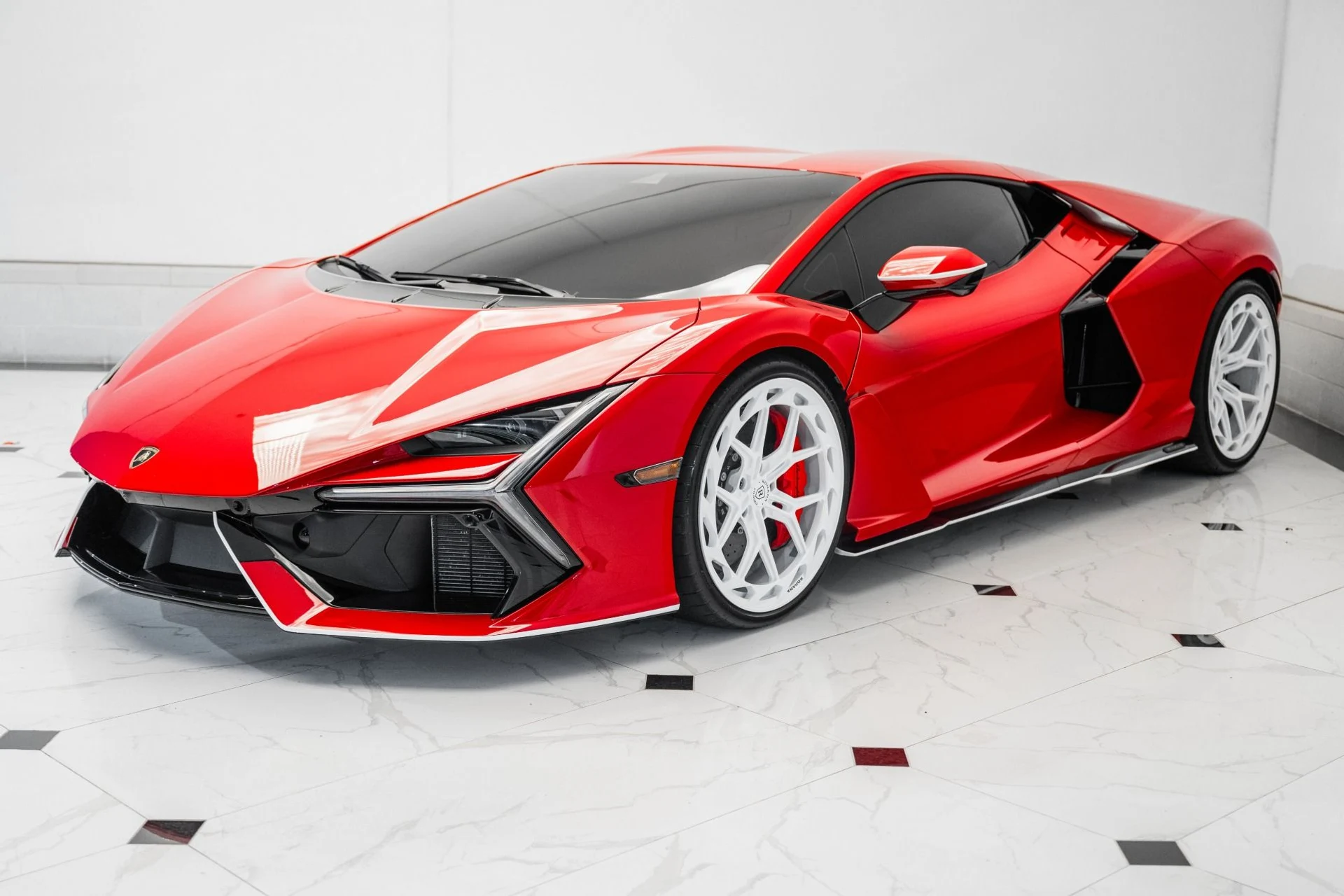 mph004_839557395_Used_2024_Lamborghini_Revuelto_1754710777_6e9331b6a3