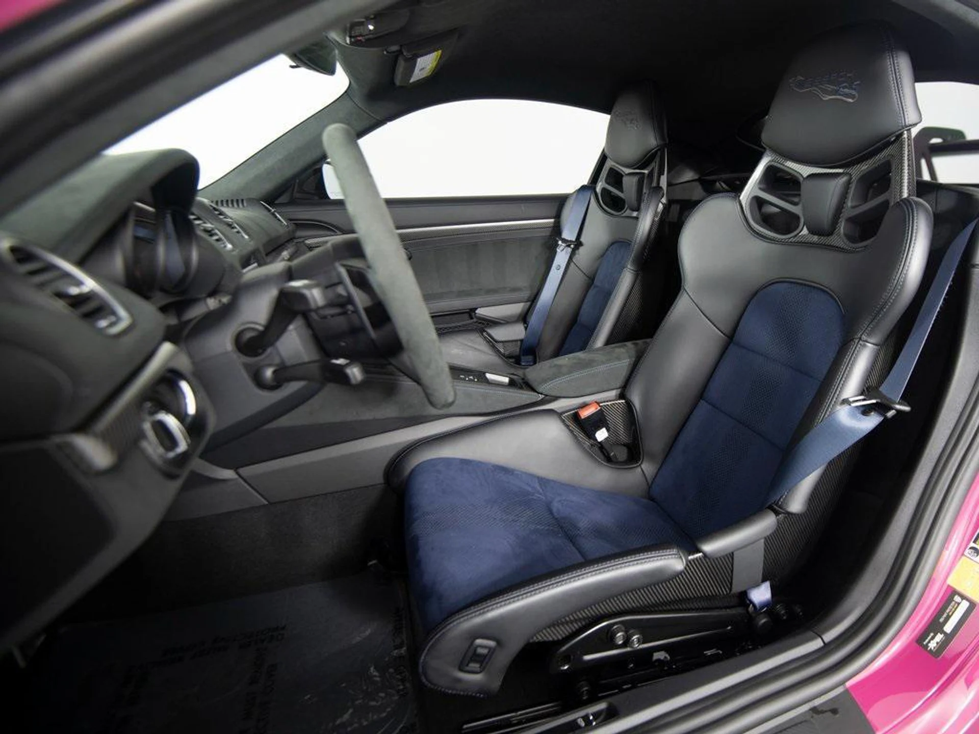 mph004_846289884_ZF_Xtz_U5o_V_Hs1m_G_Ov_PVL_Vwq_L_Bx04_220d42ea8a