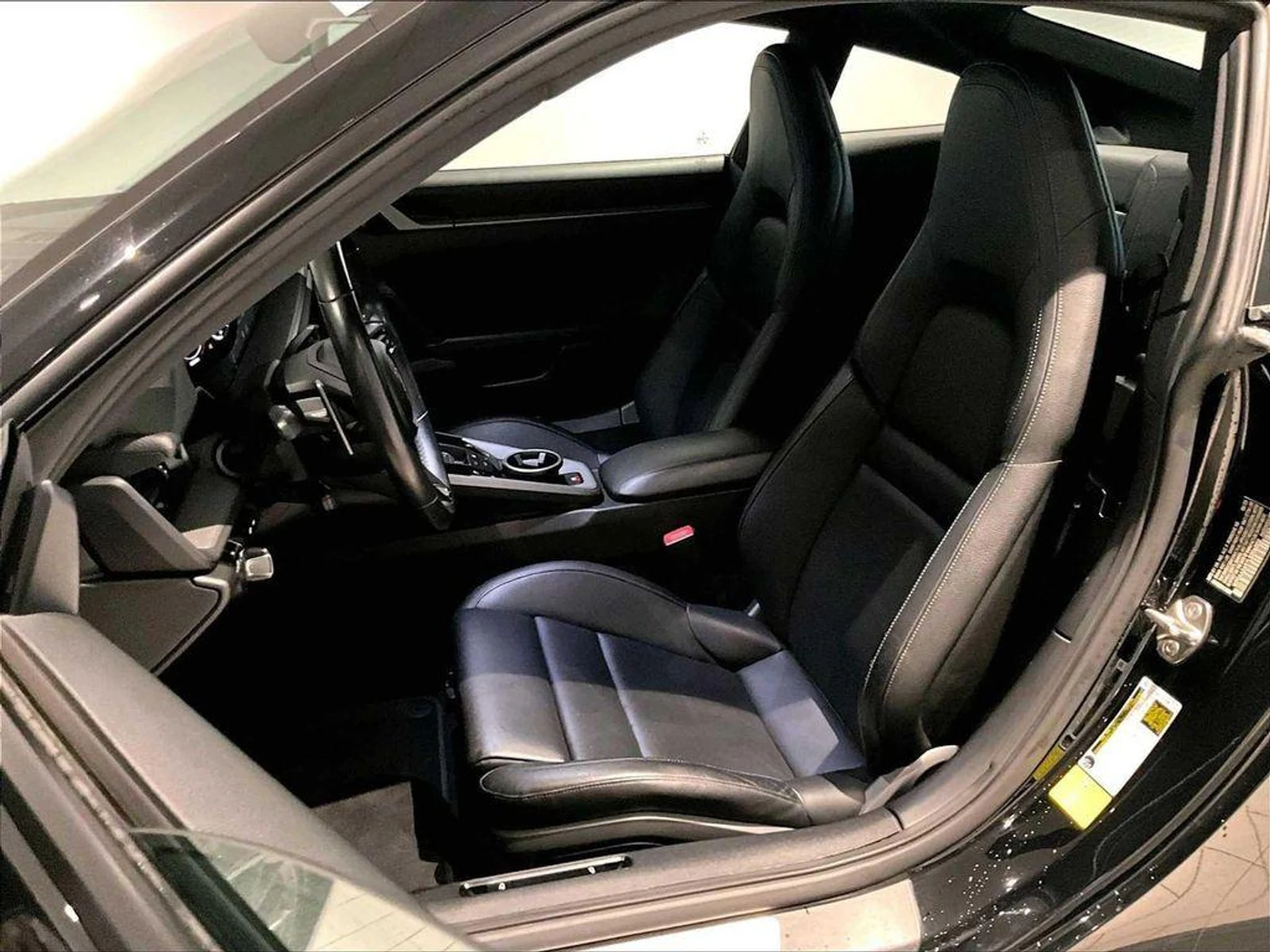 mph004_852429422_P_9ti1a02y_Z1_Eq_A_Cs_CHT_P19_l_I_e5af576f61