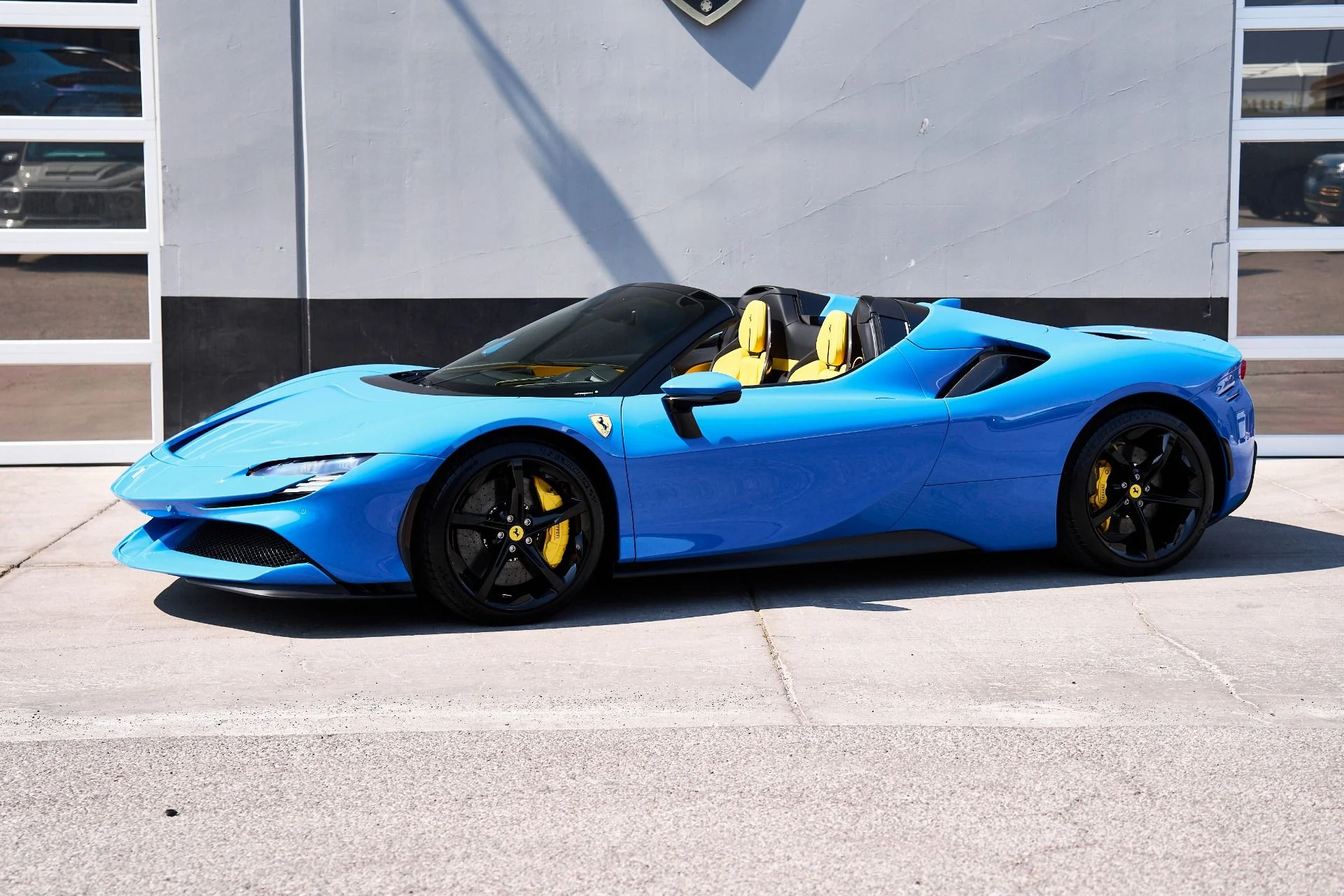 mph004_853154058_Used_2024_Ferrari_SF_90_Spider_Base_1752630680_73c2fcb7e5