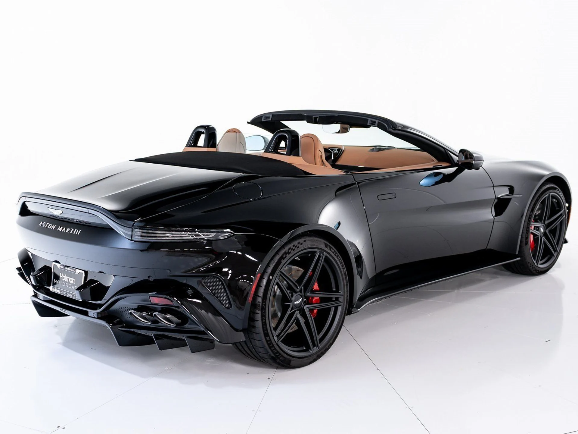 mph004_857409435_b8a4035909af402fa552e6856709ad75_8731099335