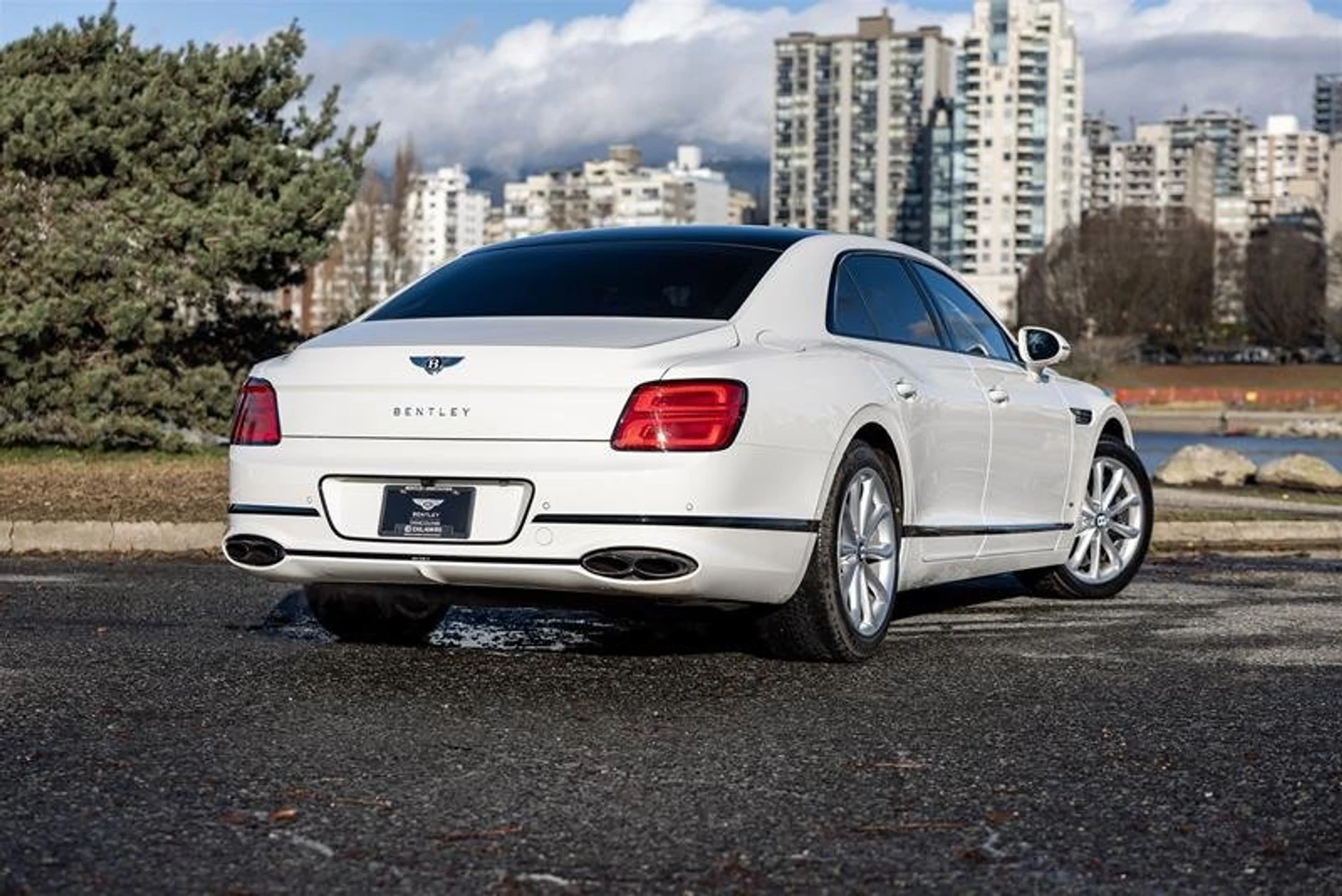 mph004_857583004_37524686_00730_11673453_1566249446_f6226e676f