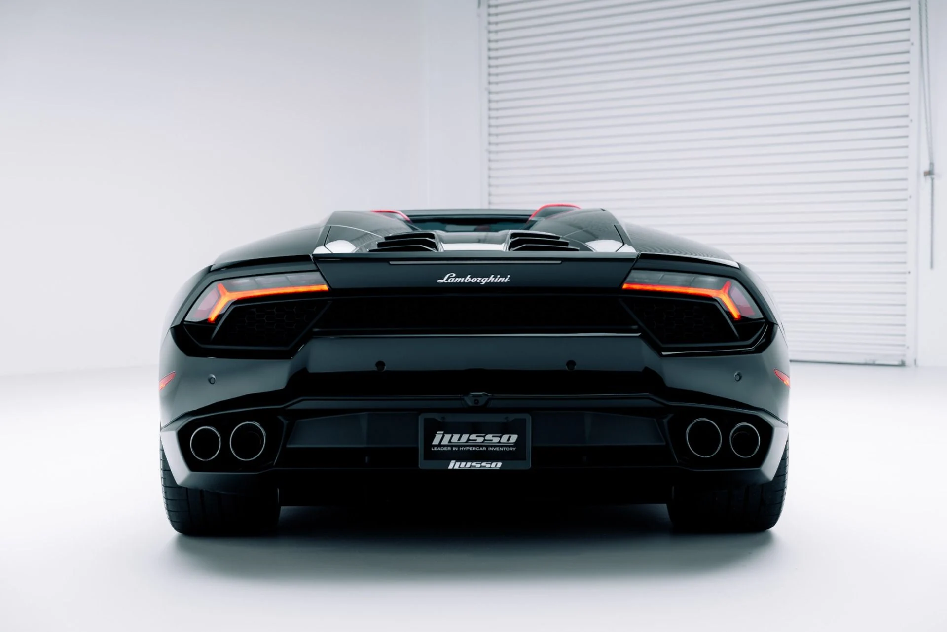 mph004_857713099_Used_2019_Lamborghini_Huracan_LP_580_2_Spyder_1763507934_0849489679