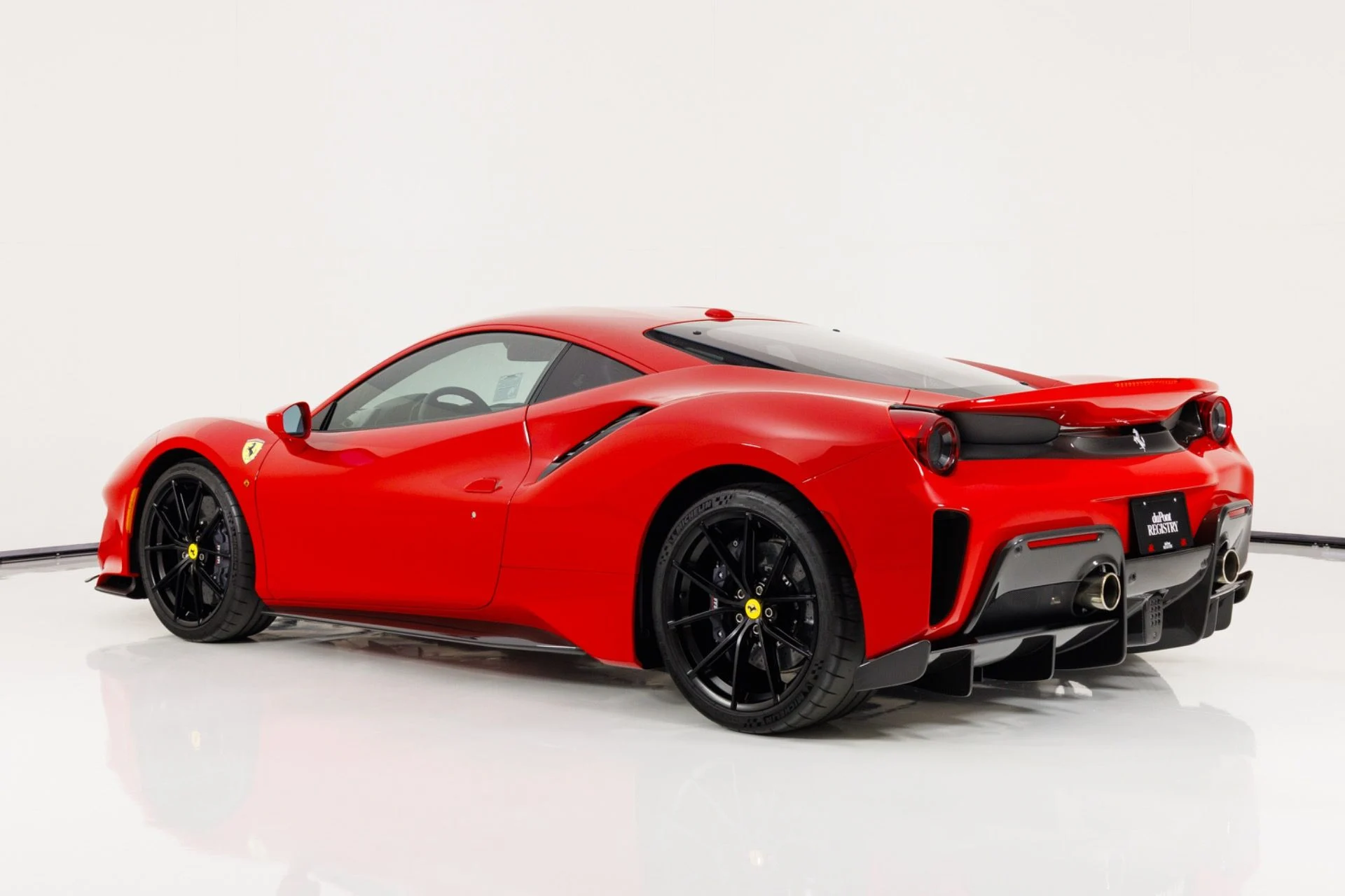 mph004_857972699_Used_2019_Ferrari_488_Pista_1780072971_56e5443ce8