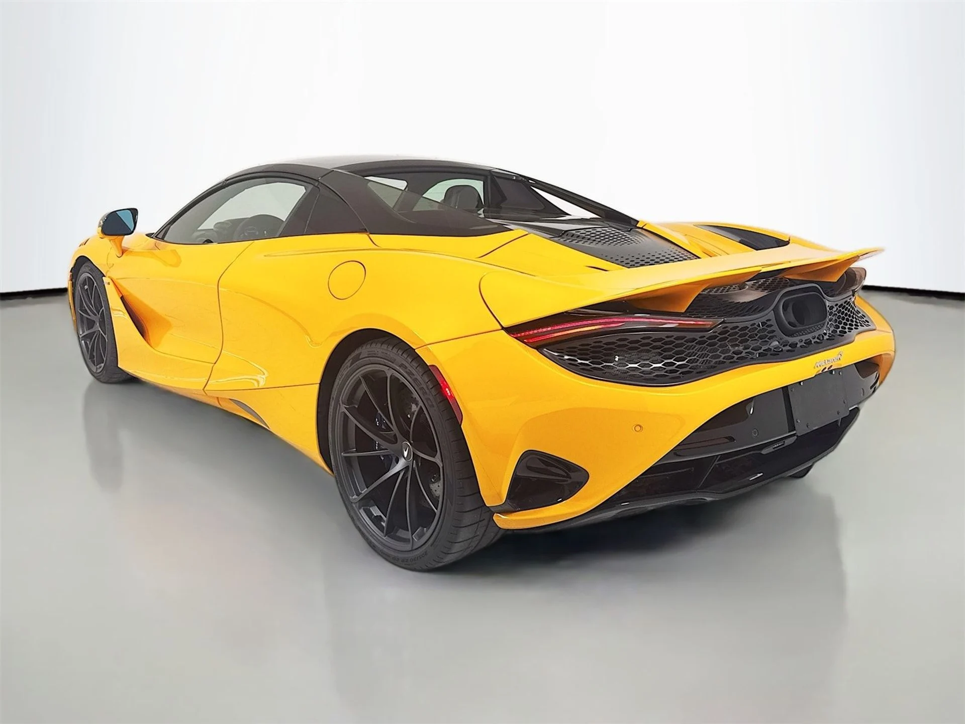 mph004_859105294_76e8cb0a1a1cb242174b9e21303d5aa0x_816cf64618