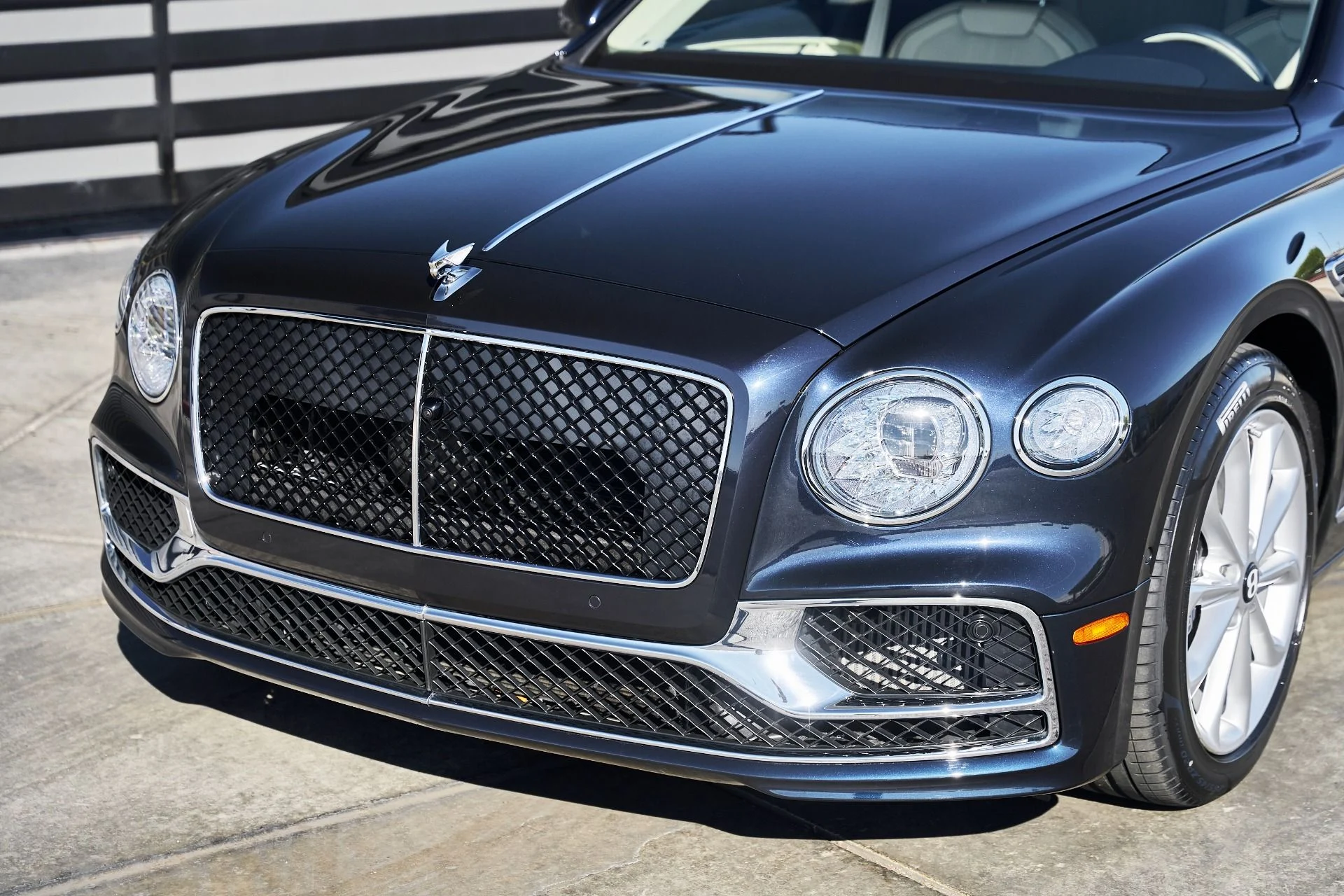 mph004_862963268_Used_2024_Bentley_Flying_Spur_Mulliner_V8_1773796159_0a880768b5