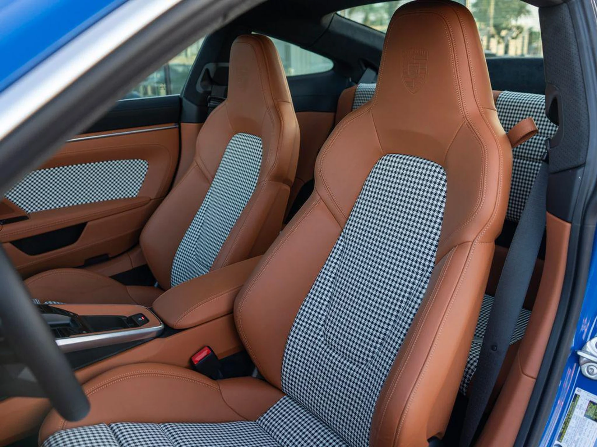 mph004_863739467_T2f_IYB_Al_Da_Mx_O_Ho_Fnd5_PA_Xqs_Zy_Q_887b8fcccb