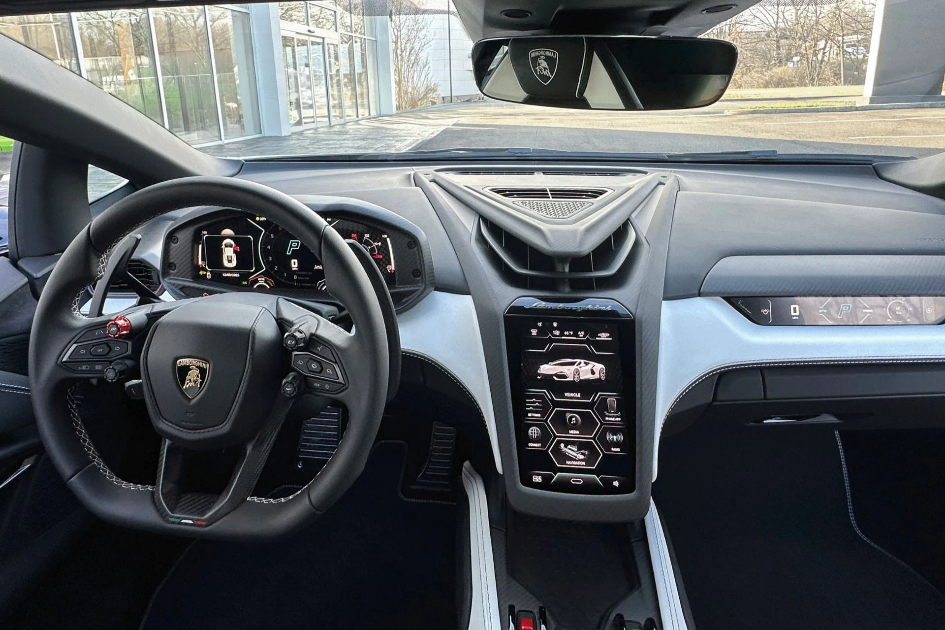 mph004_864948391_New_2026_Lamborghini_Revuelto_1765461439_9fce1532a7