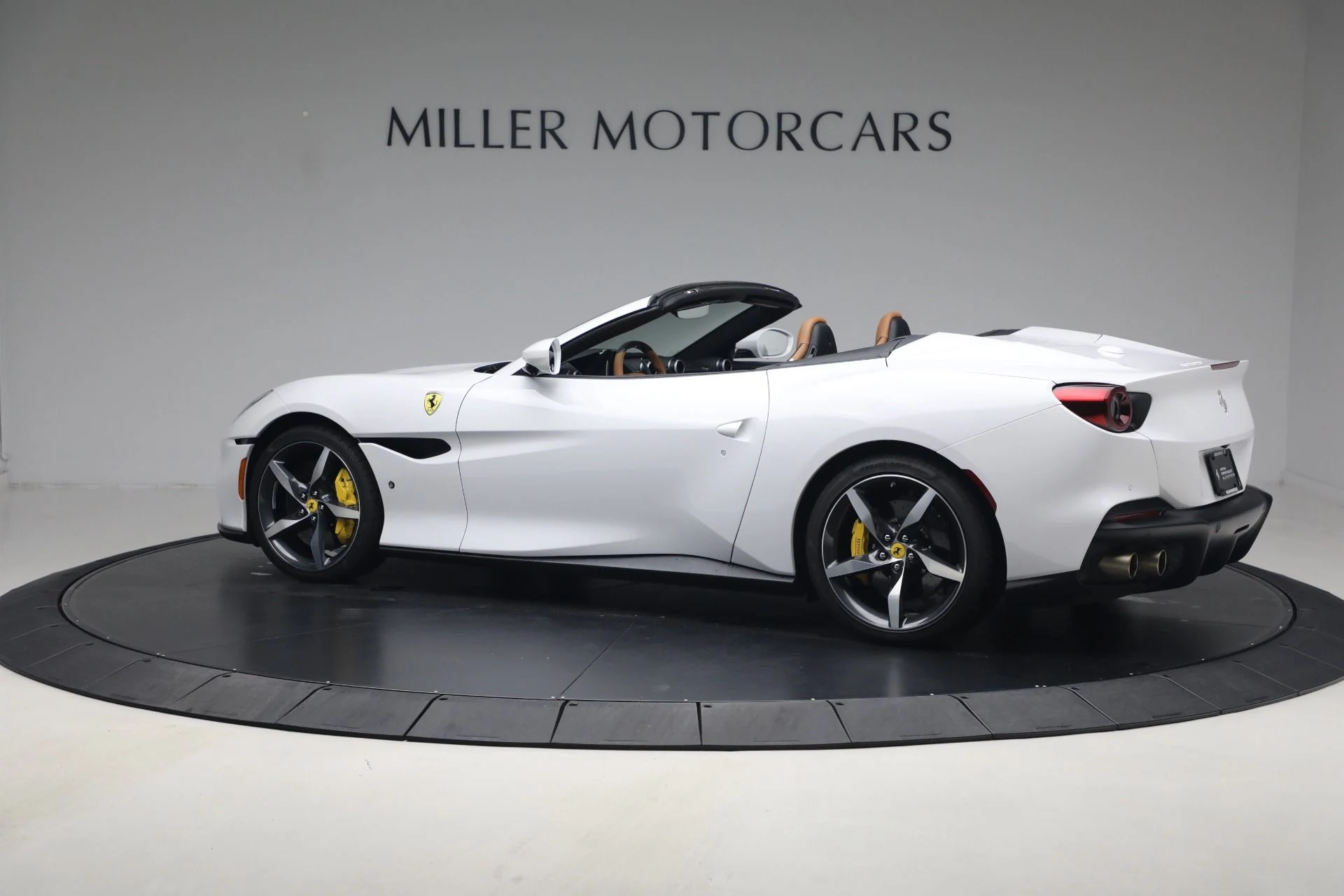 mph004_866944549_Used_2023_Ferrari_Portofino_M_1778360641_f9aeb8d87a